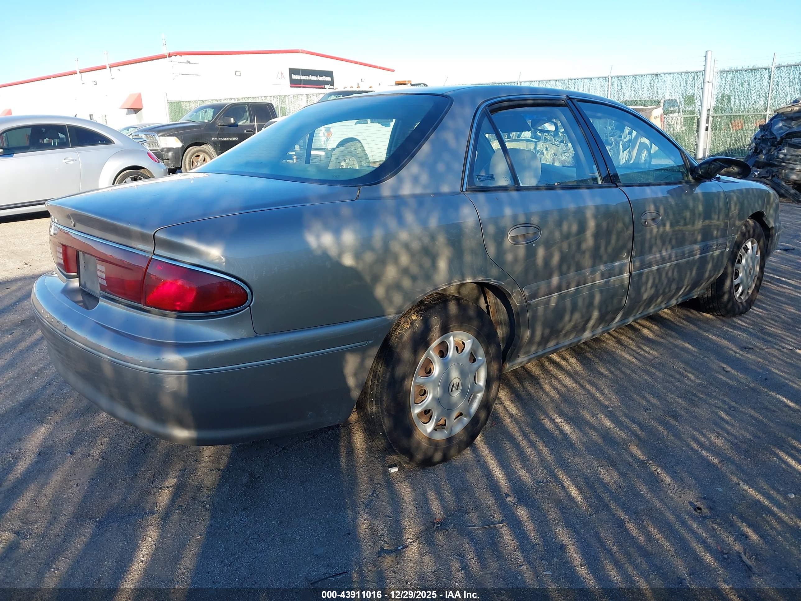 BUICK CENTURY image 4