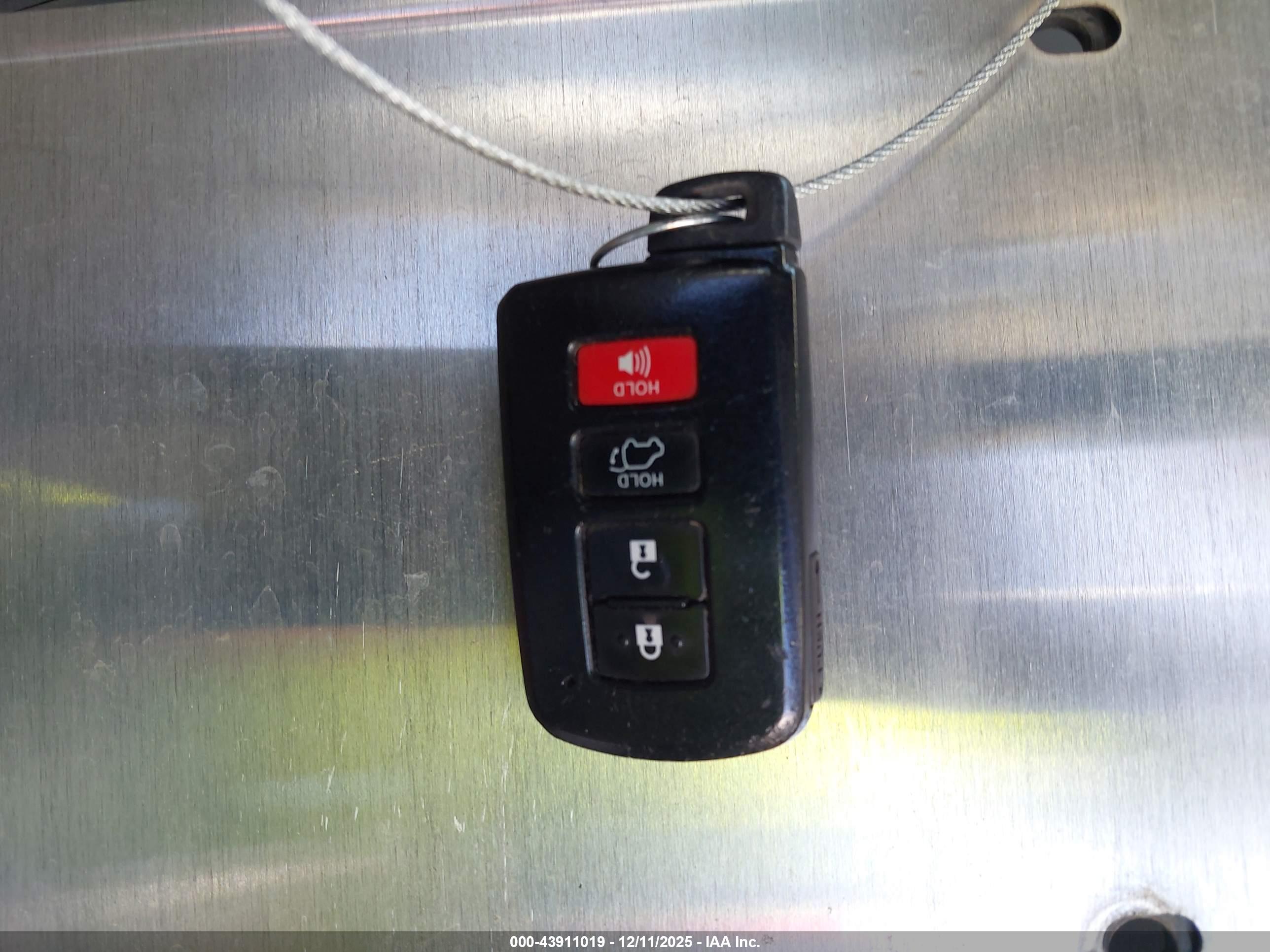 TOYOTA HIGHLANDER image 11