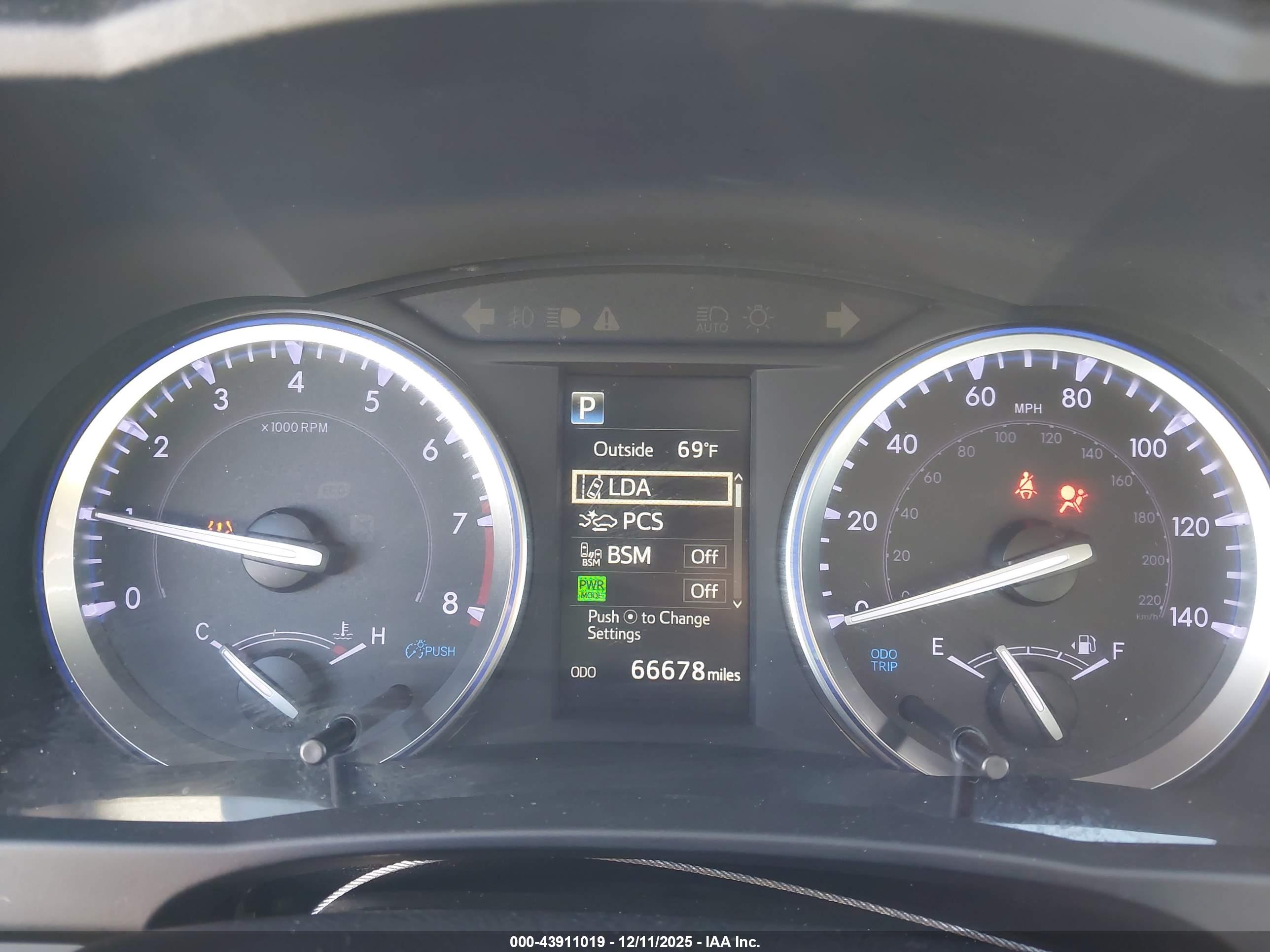 TOYOTA HIGHLANDER image 7