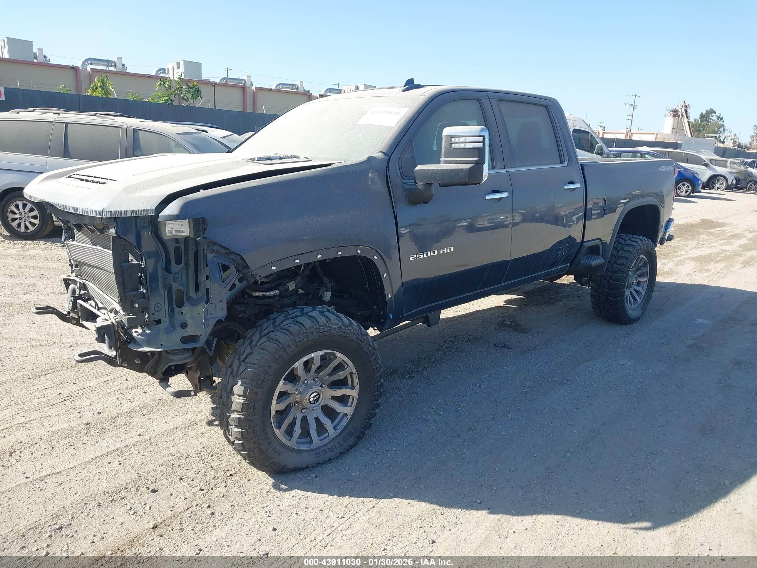 CHEVROLET SILVERADO image 2