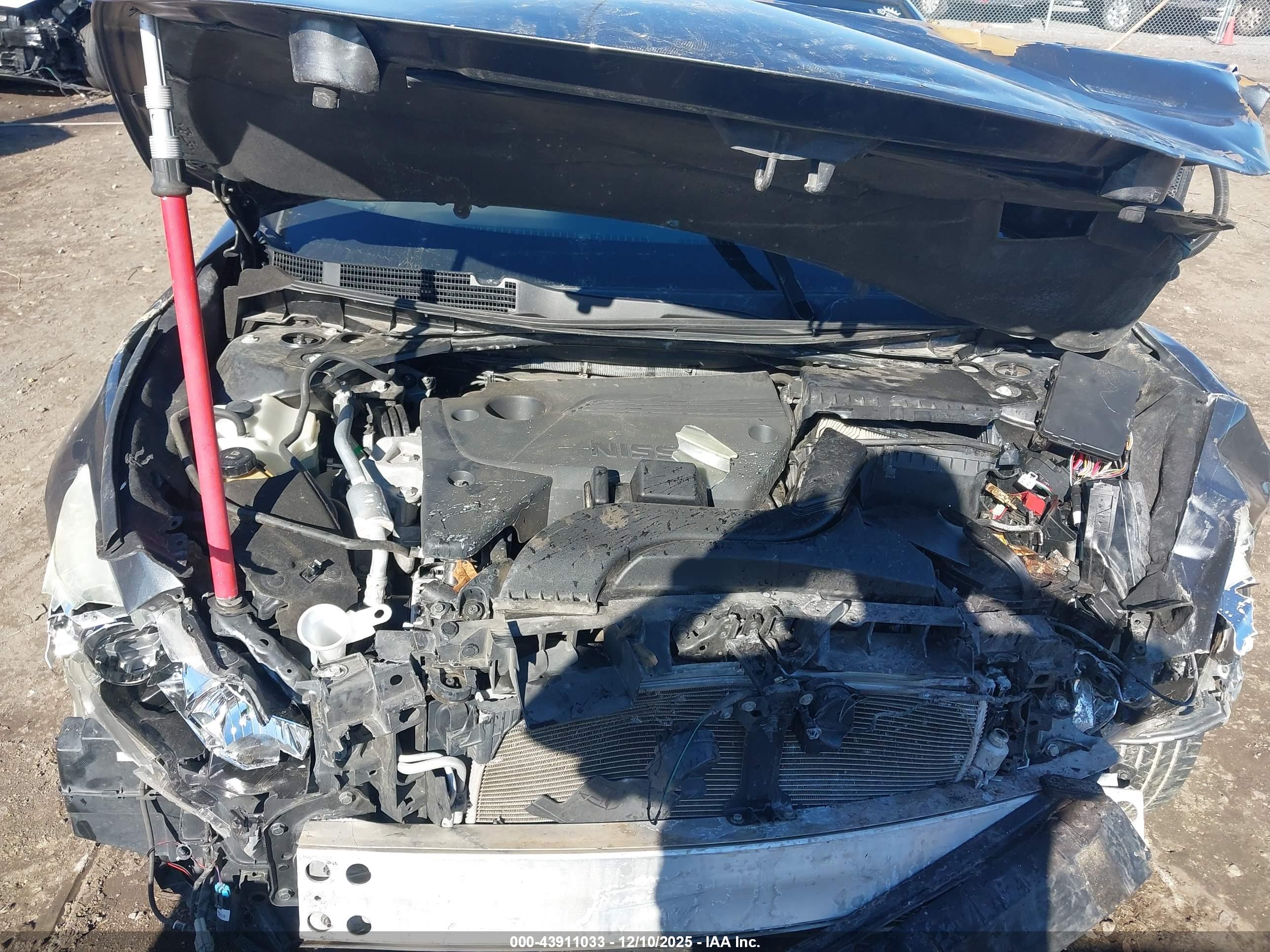 NISSAN ALTIMA image 10