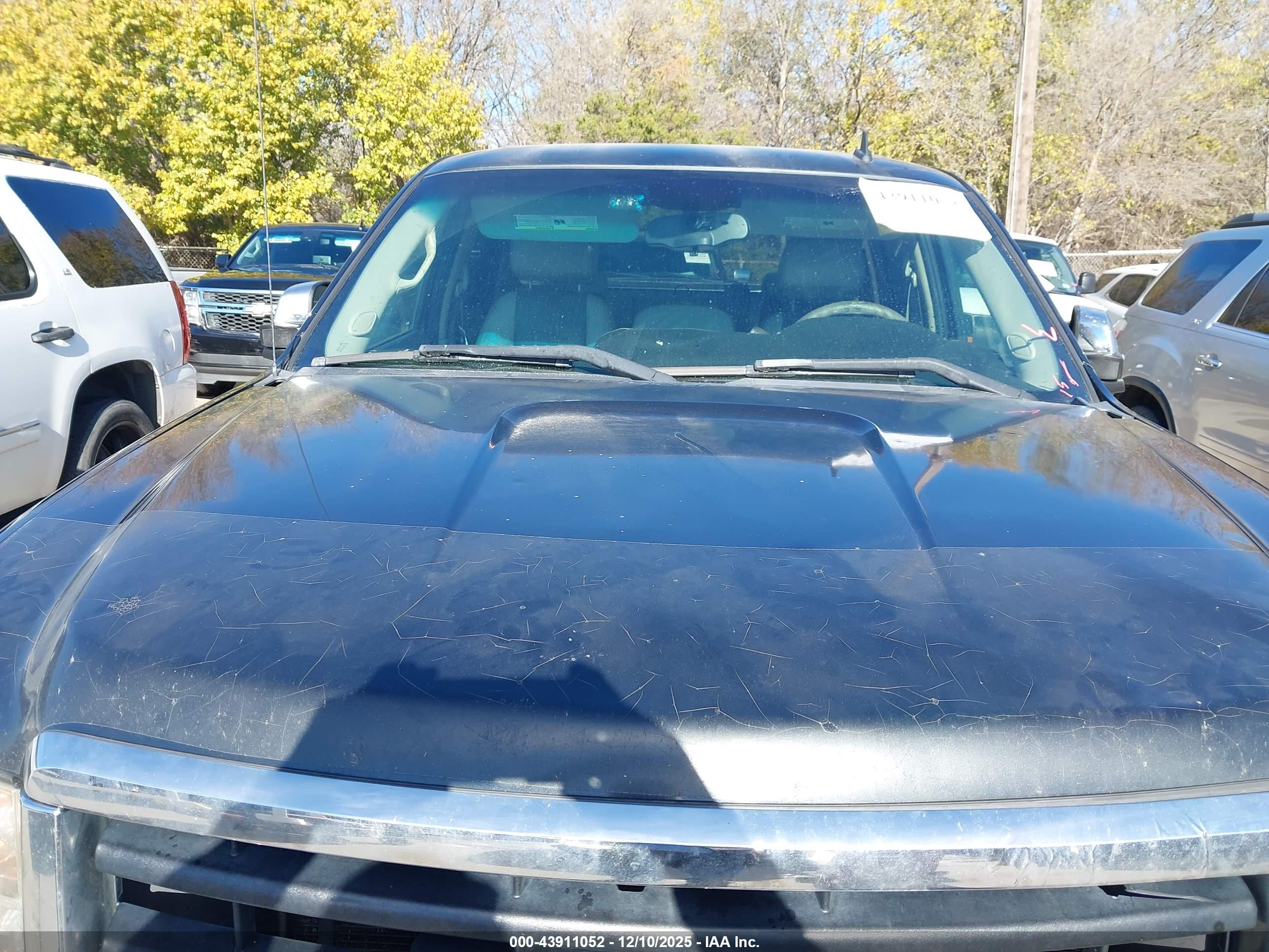 GMC SIERRA image 6