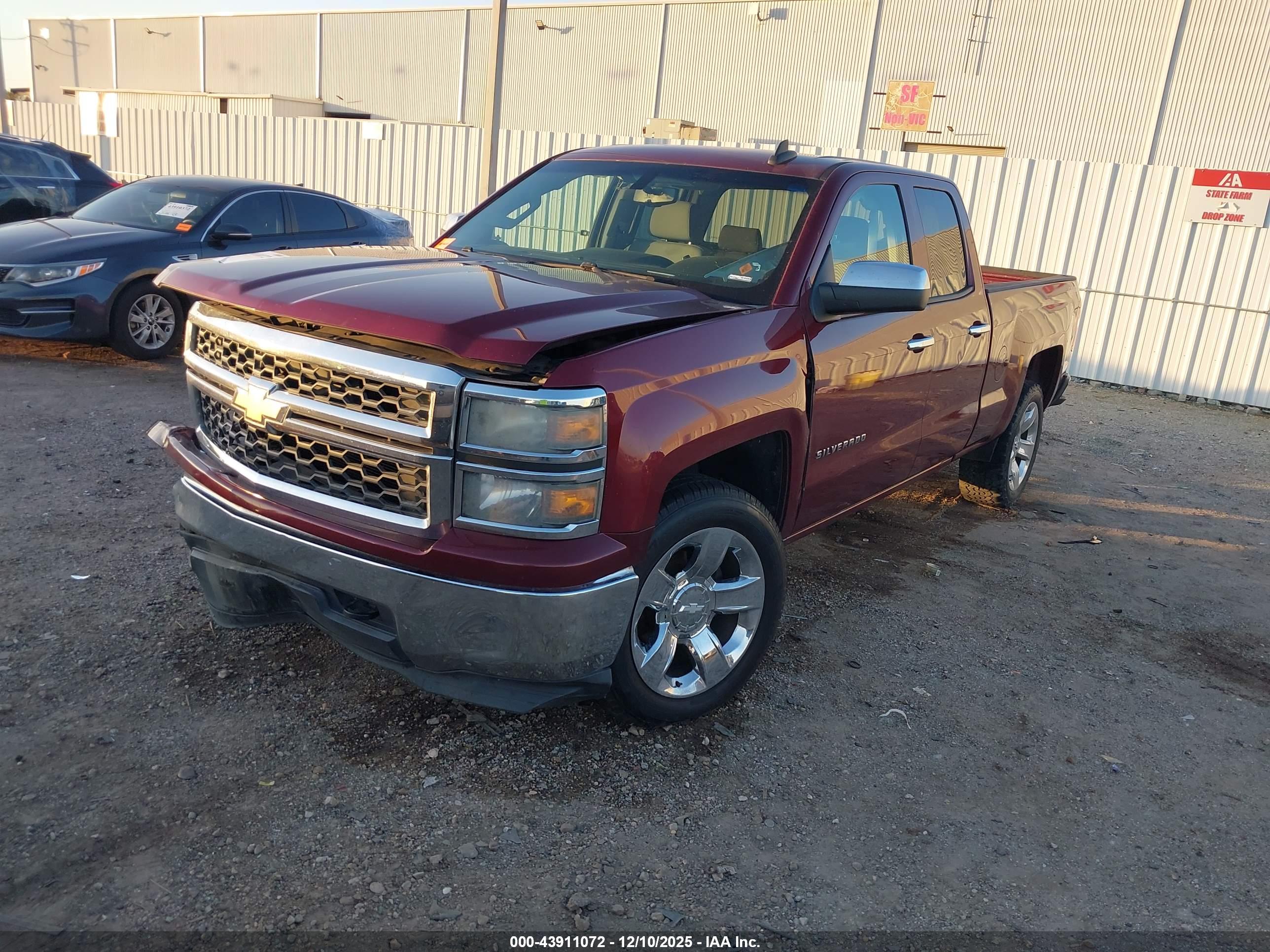 CHEVROLET SILVERADO image 2