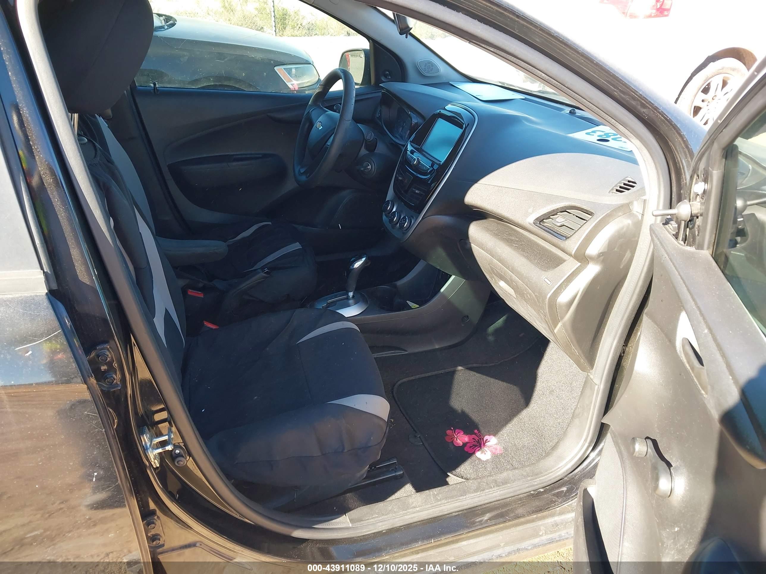 CHEVROLET SPARK image 5