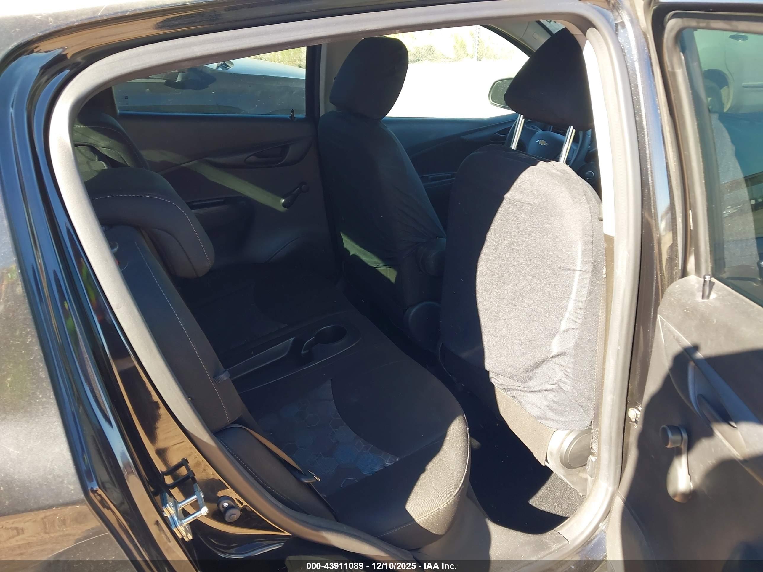 CHEVROLET SPARK image 8