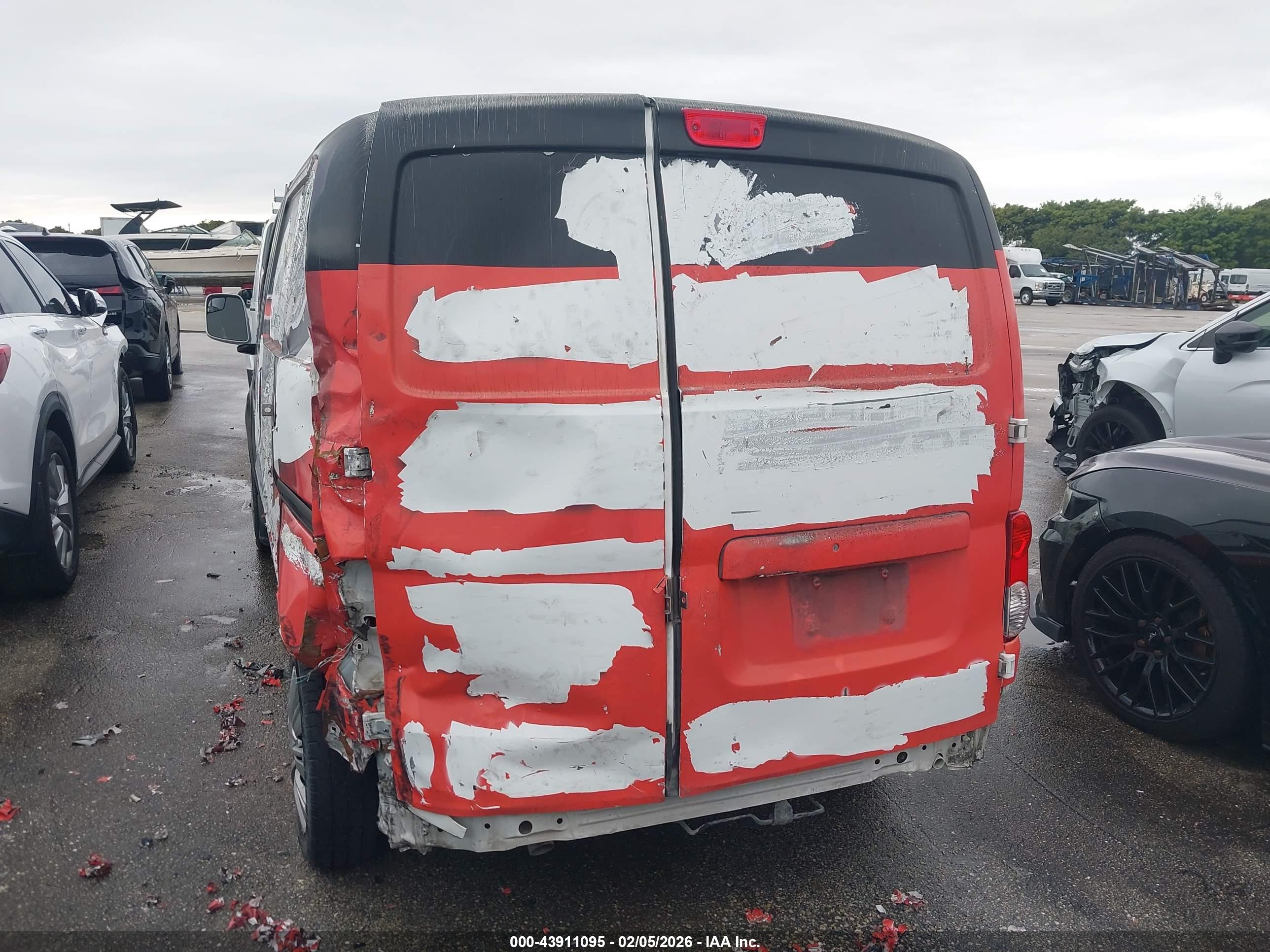 NISSAN NV200 image 6