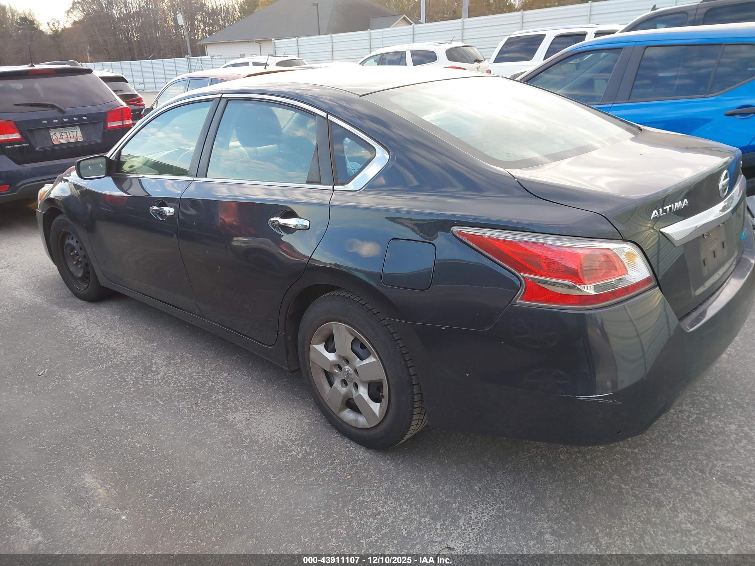 NISSAN ALTIMA image 3