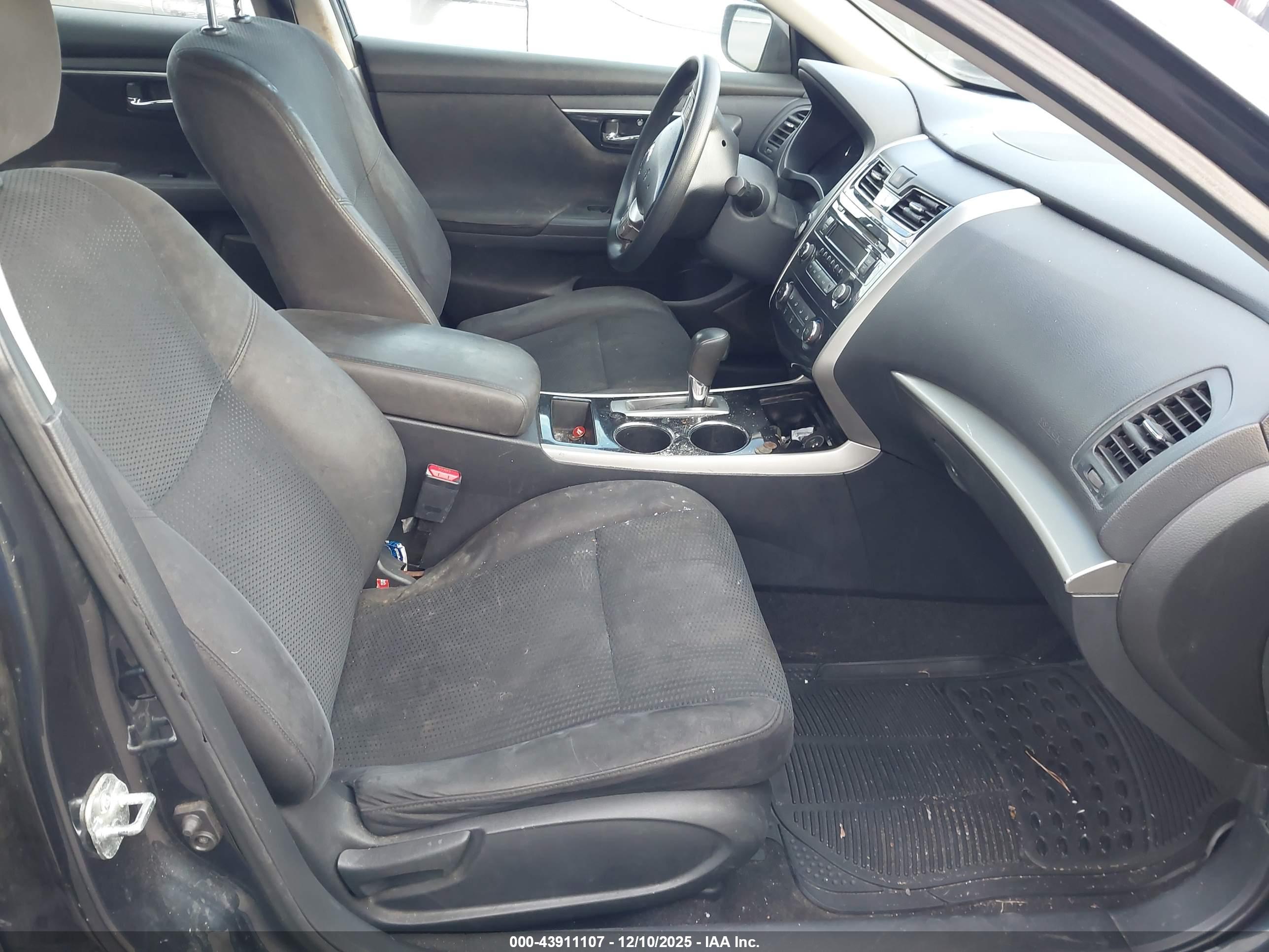 NISSAN ALTIMA image 5