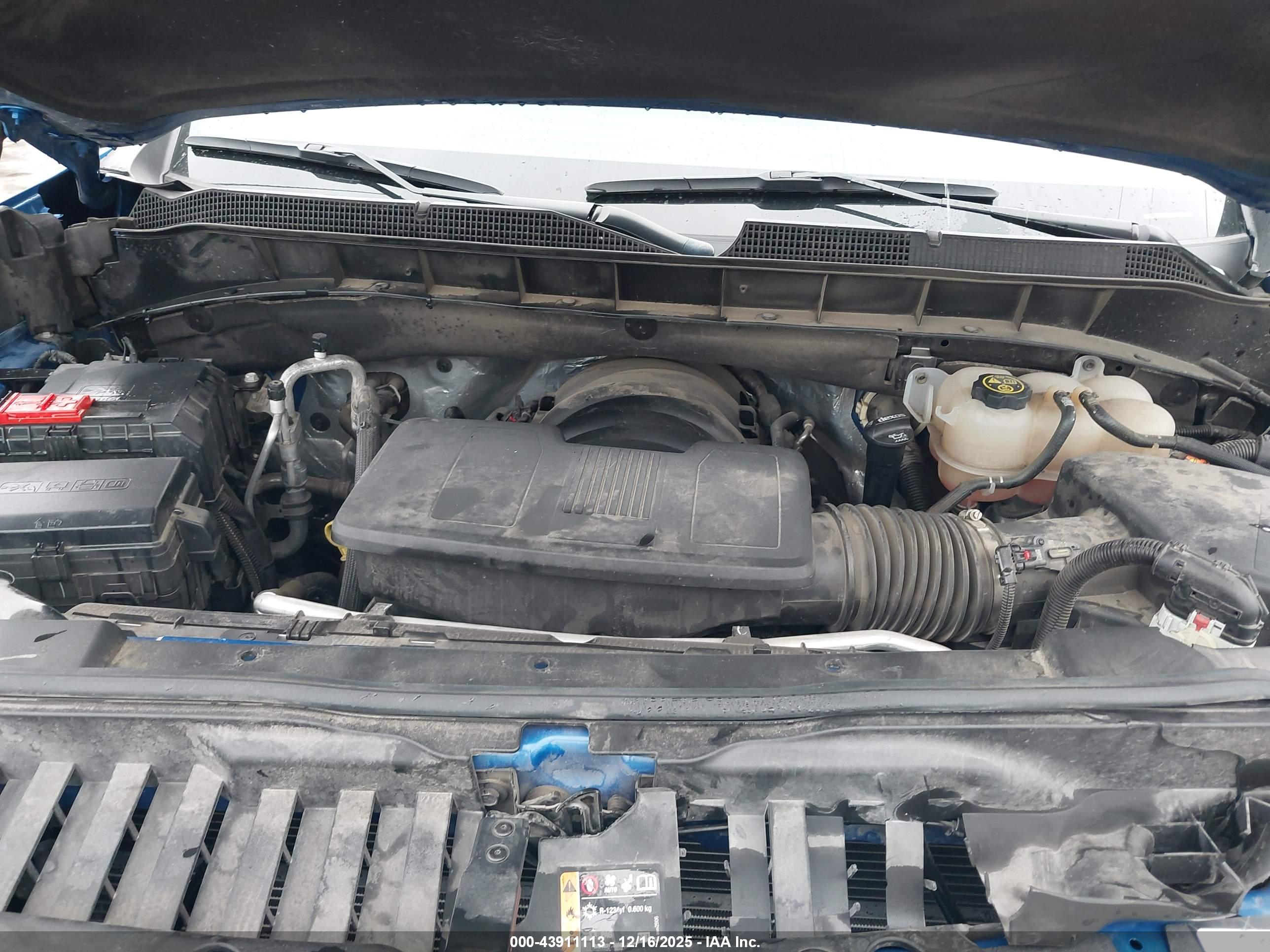 CHEVROLET SILVERADO image 10