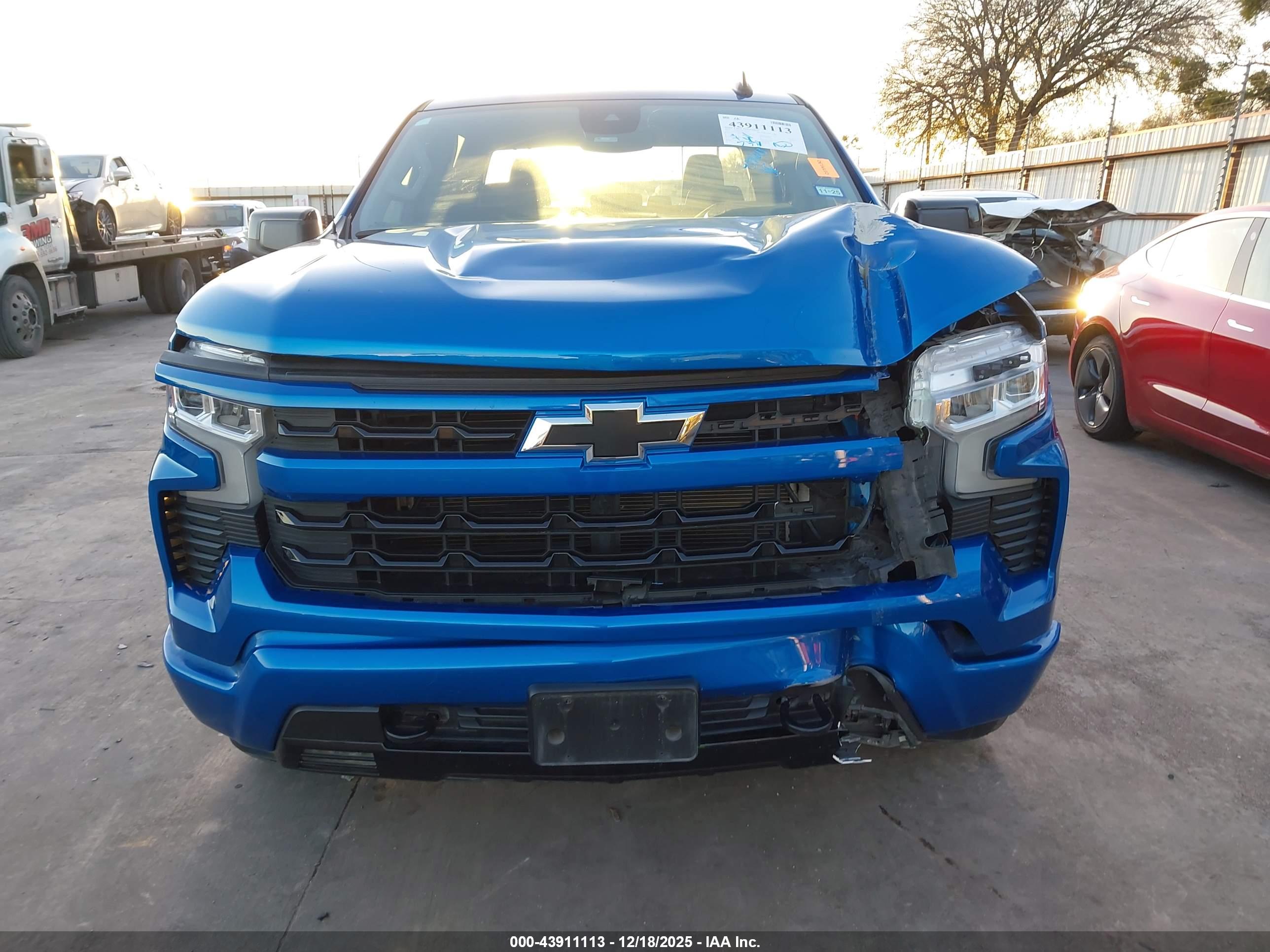 CHEVROLET SILVERADO image 6