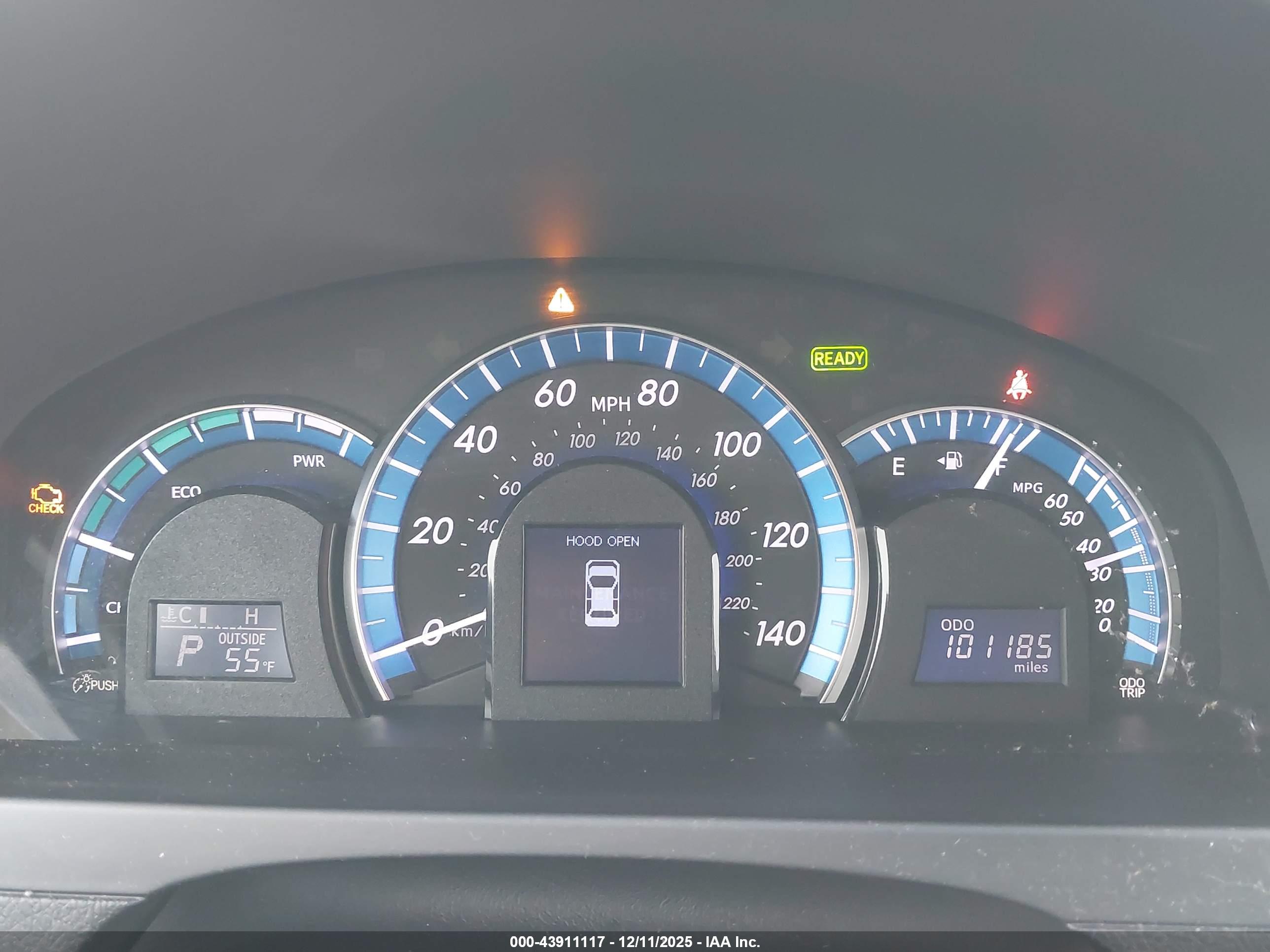 TOYOTA CAMRY image 7