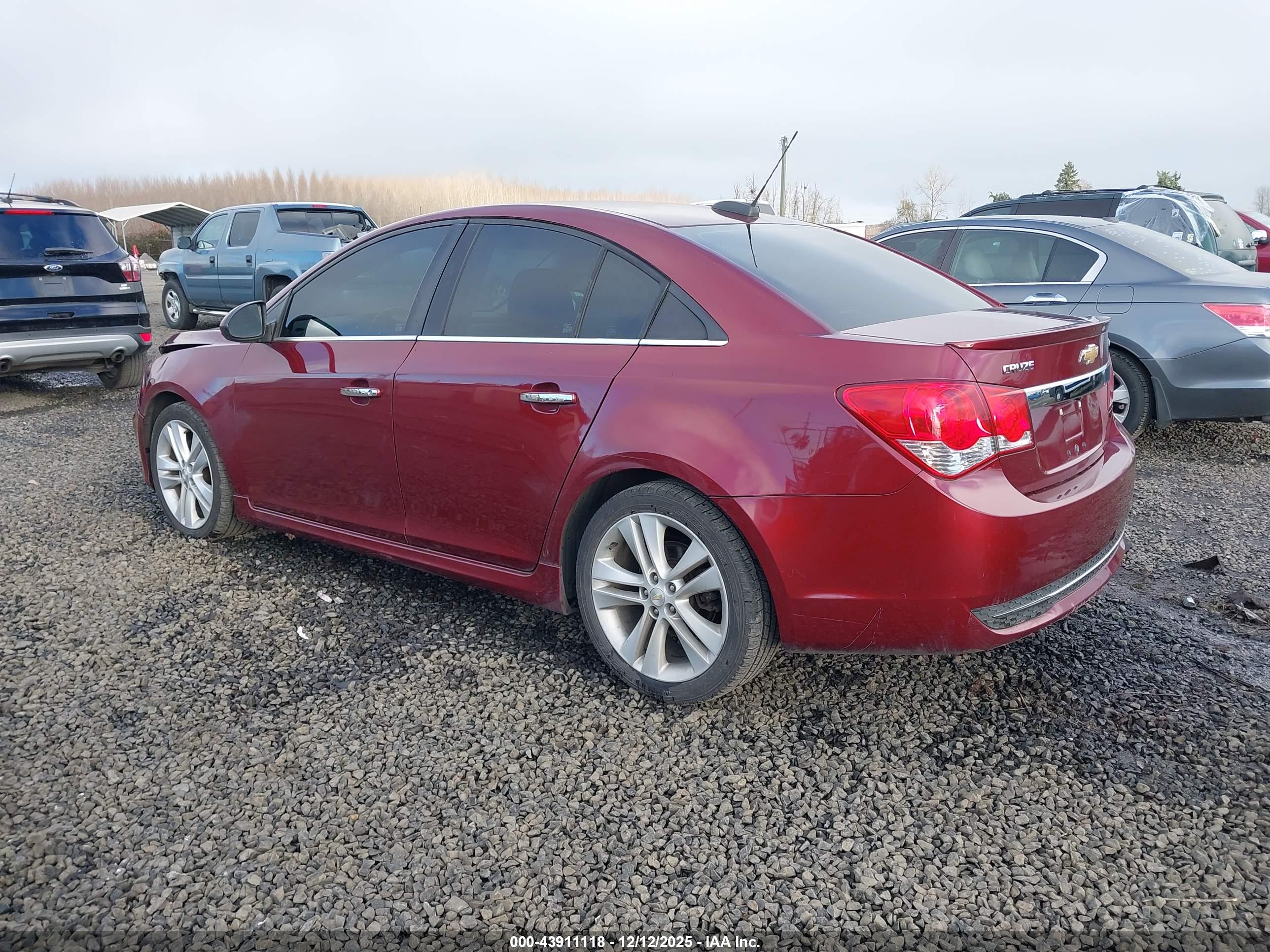 CHEVROLET CRUZE image 3