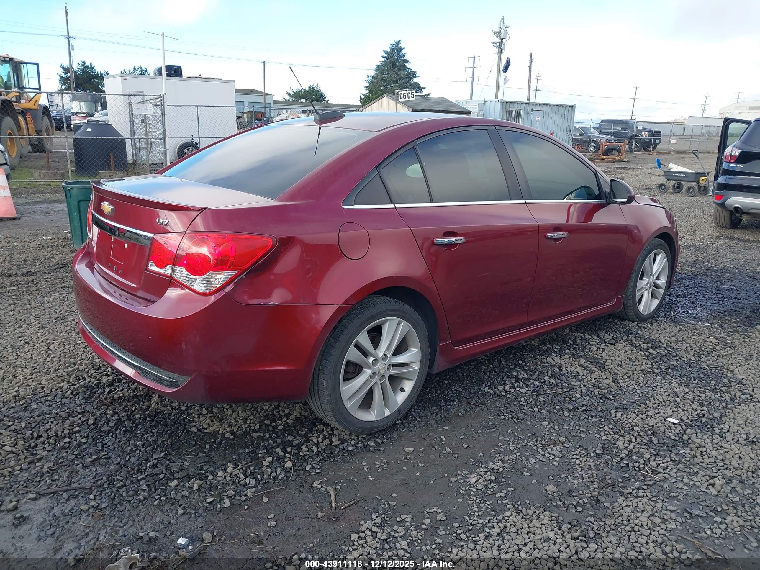 CHEVROLET CRUZE image 4