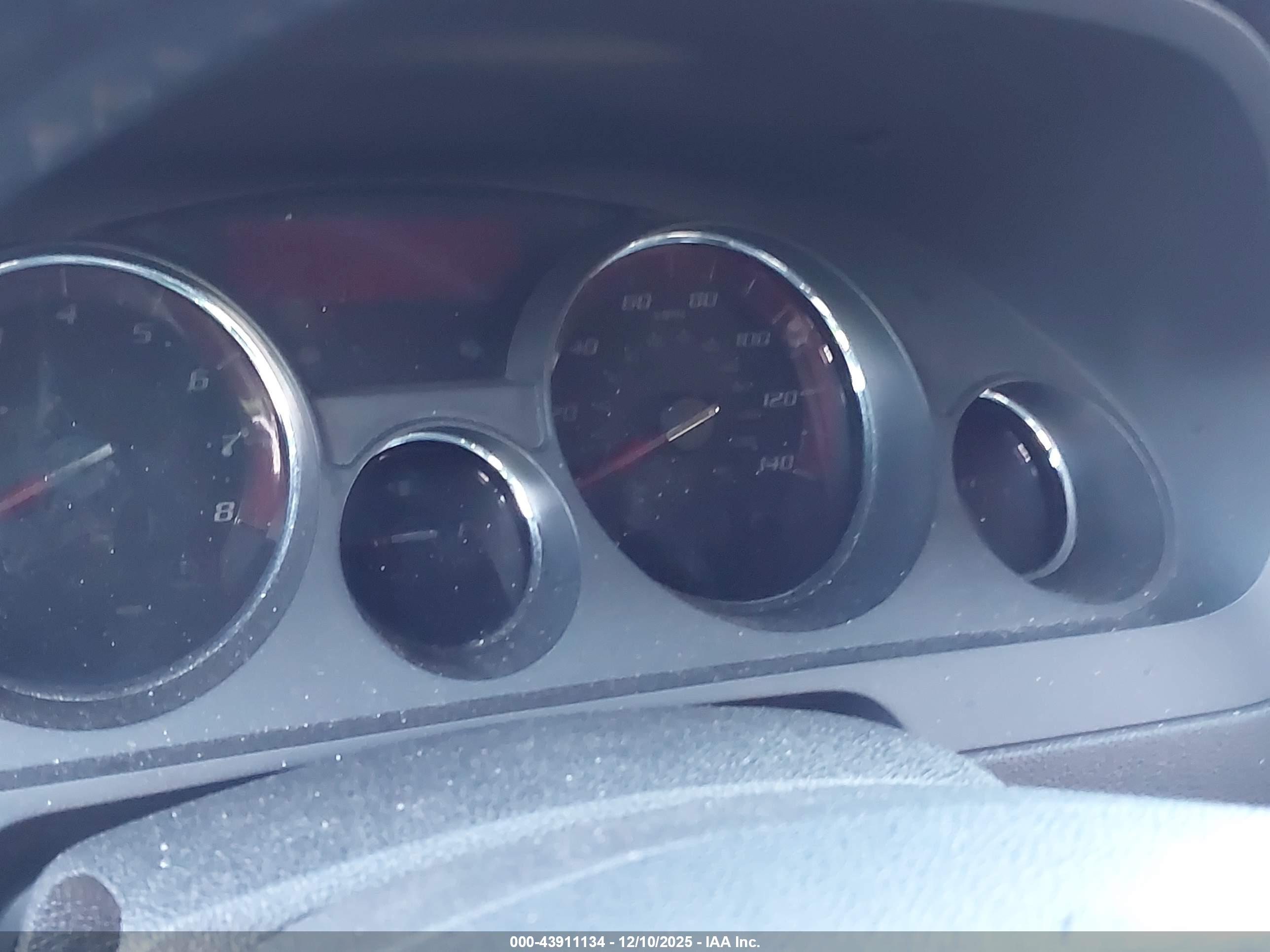 GMC ACADIA image 7