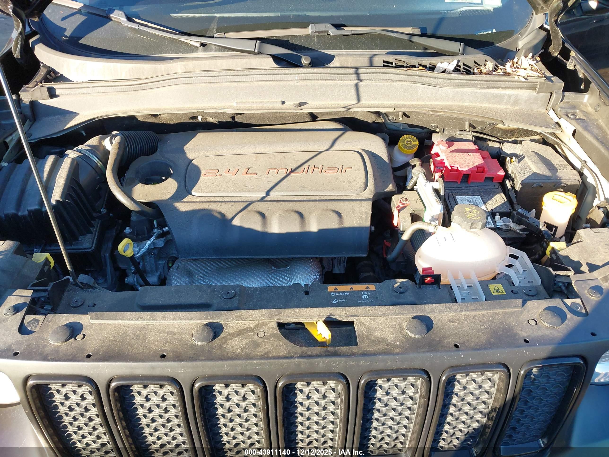 JEEP RENEGADE image 10
