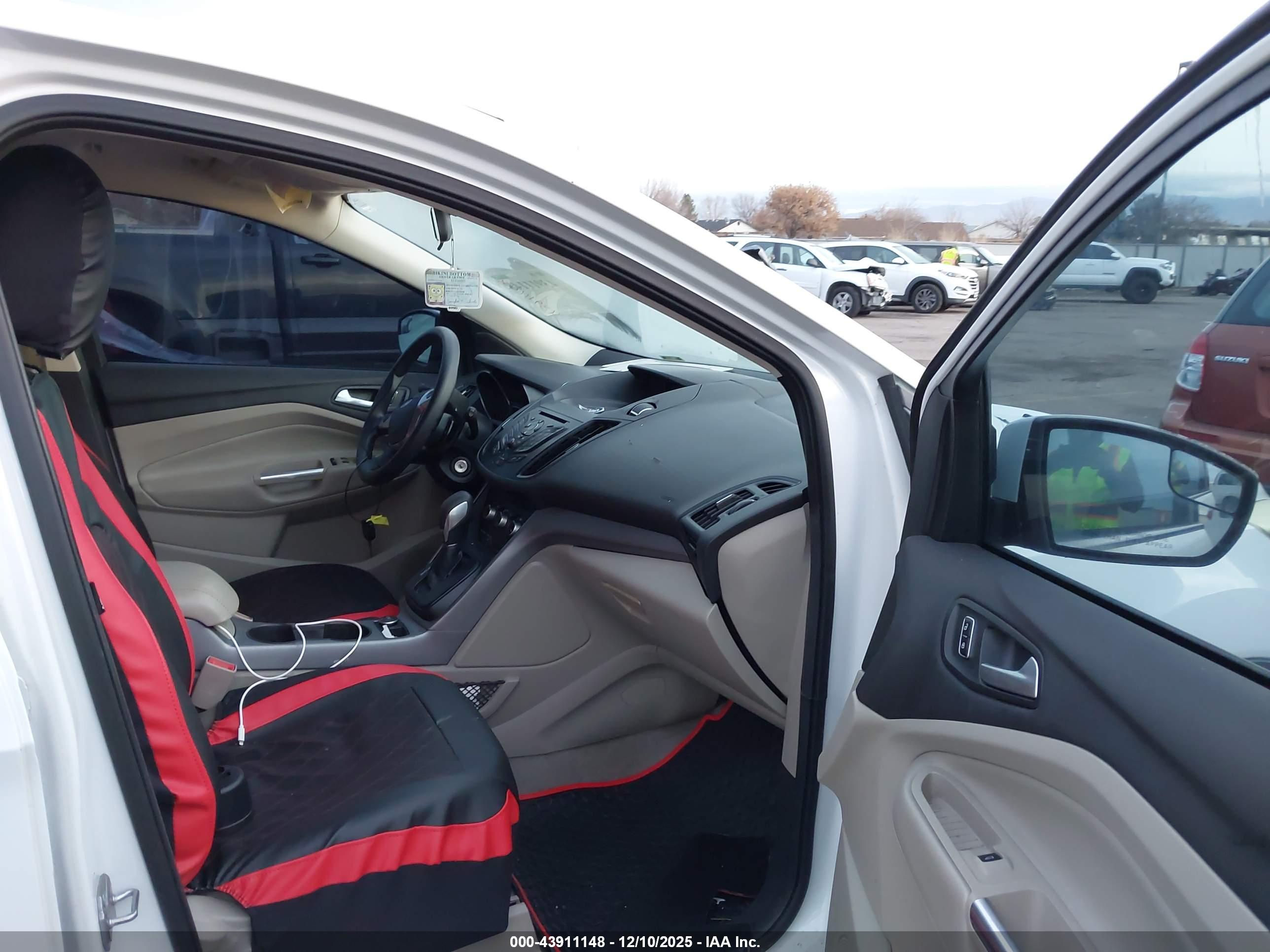 FORD ESCAPE image 5