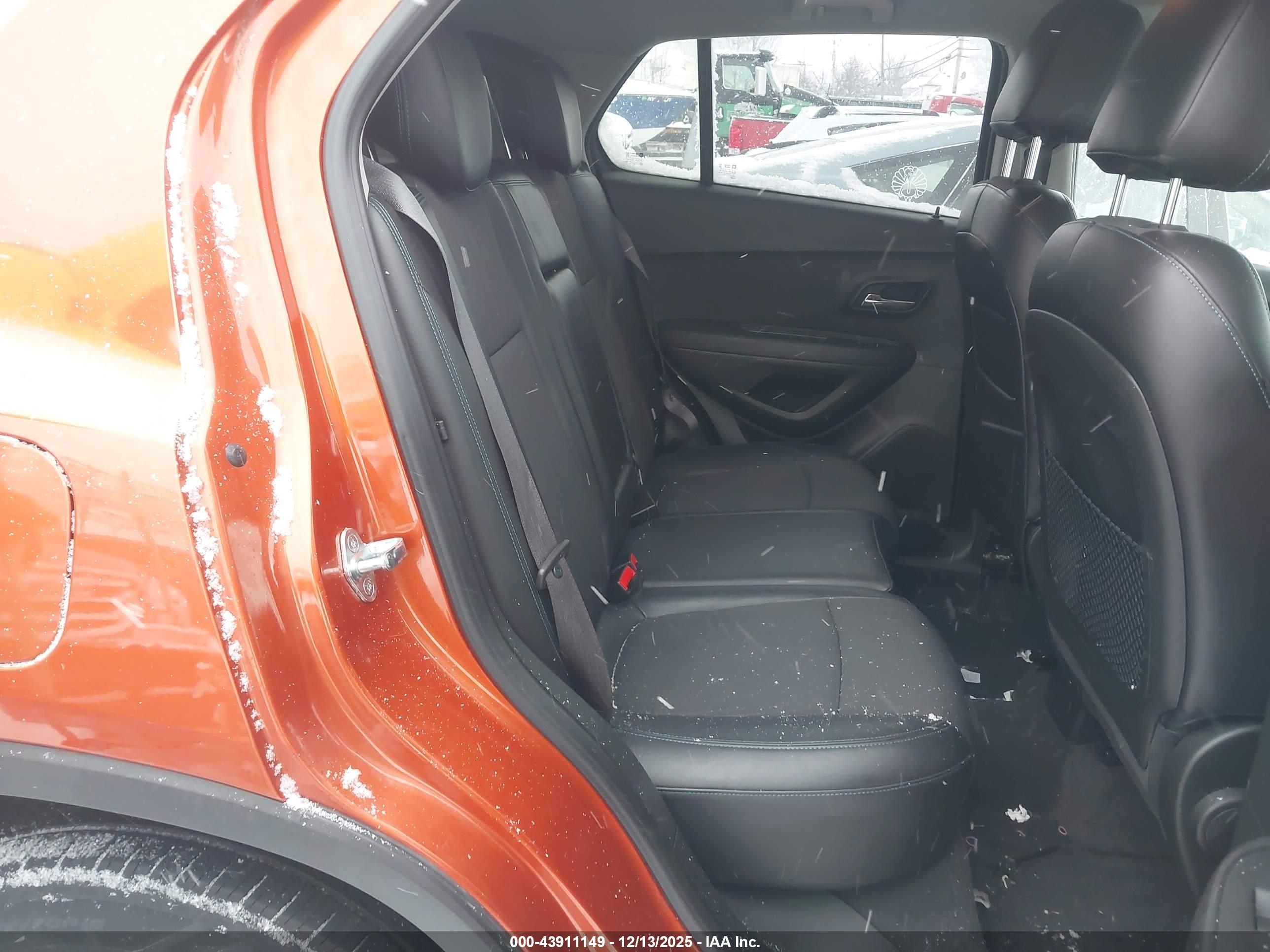 CHEVROLET TRAX image 8