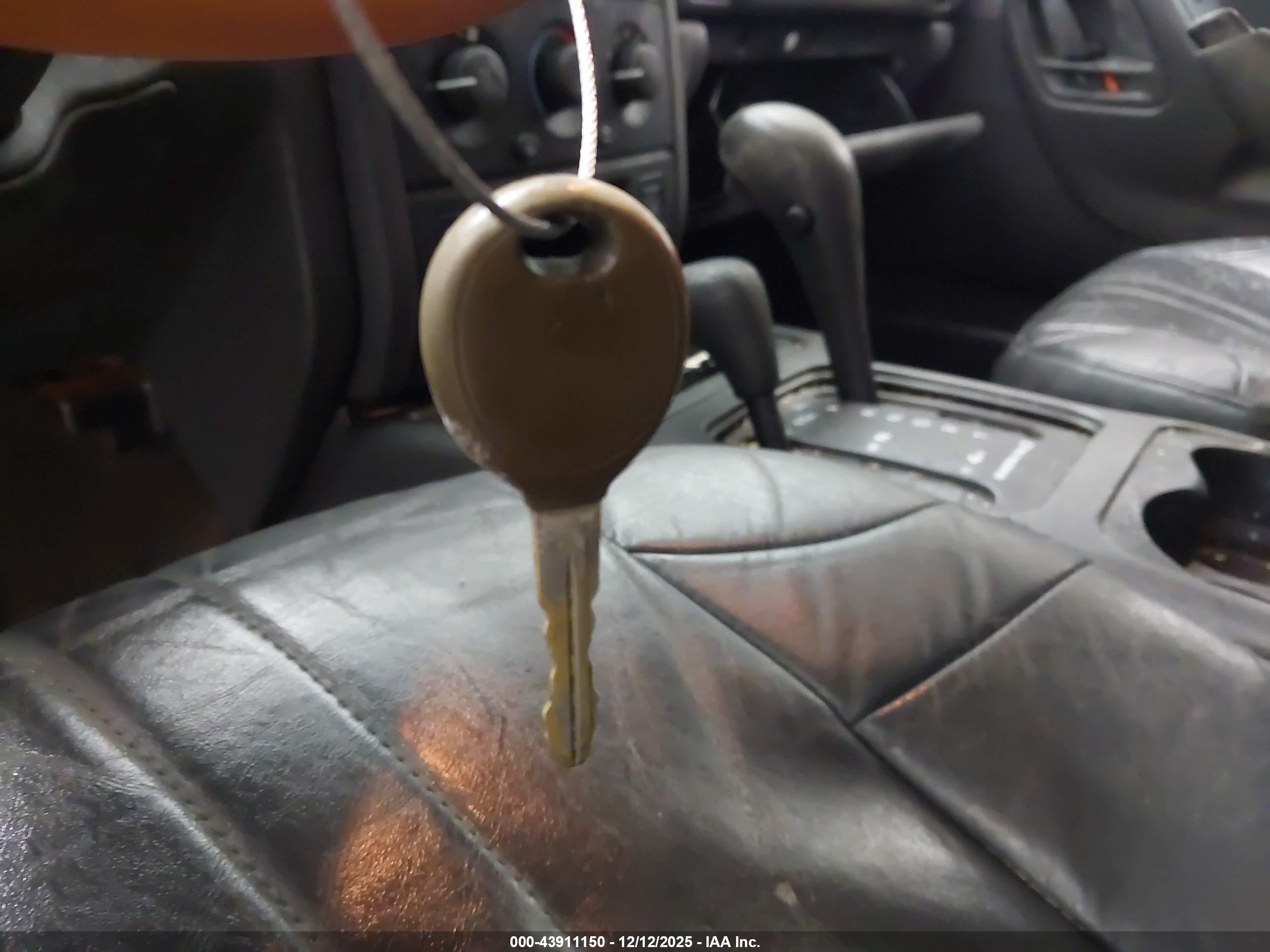 JEEP GRAND image 11