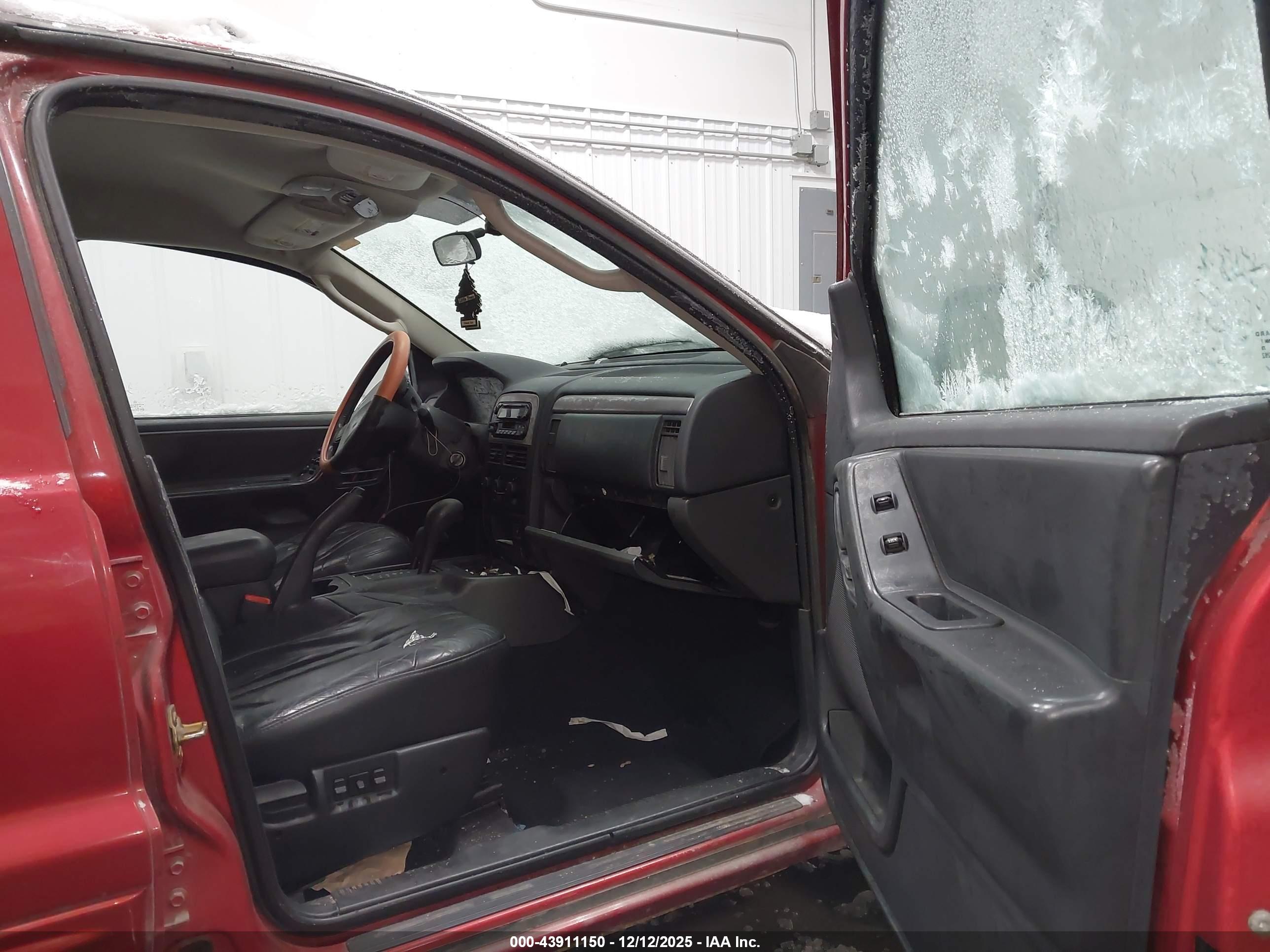 JEEP GRAND image 5