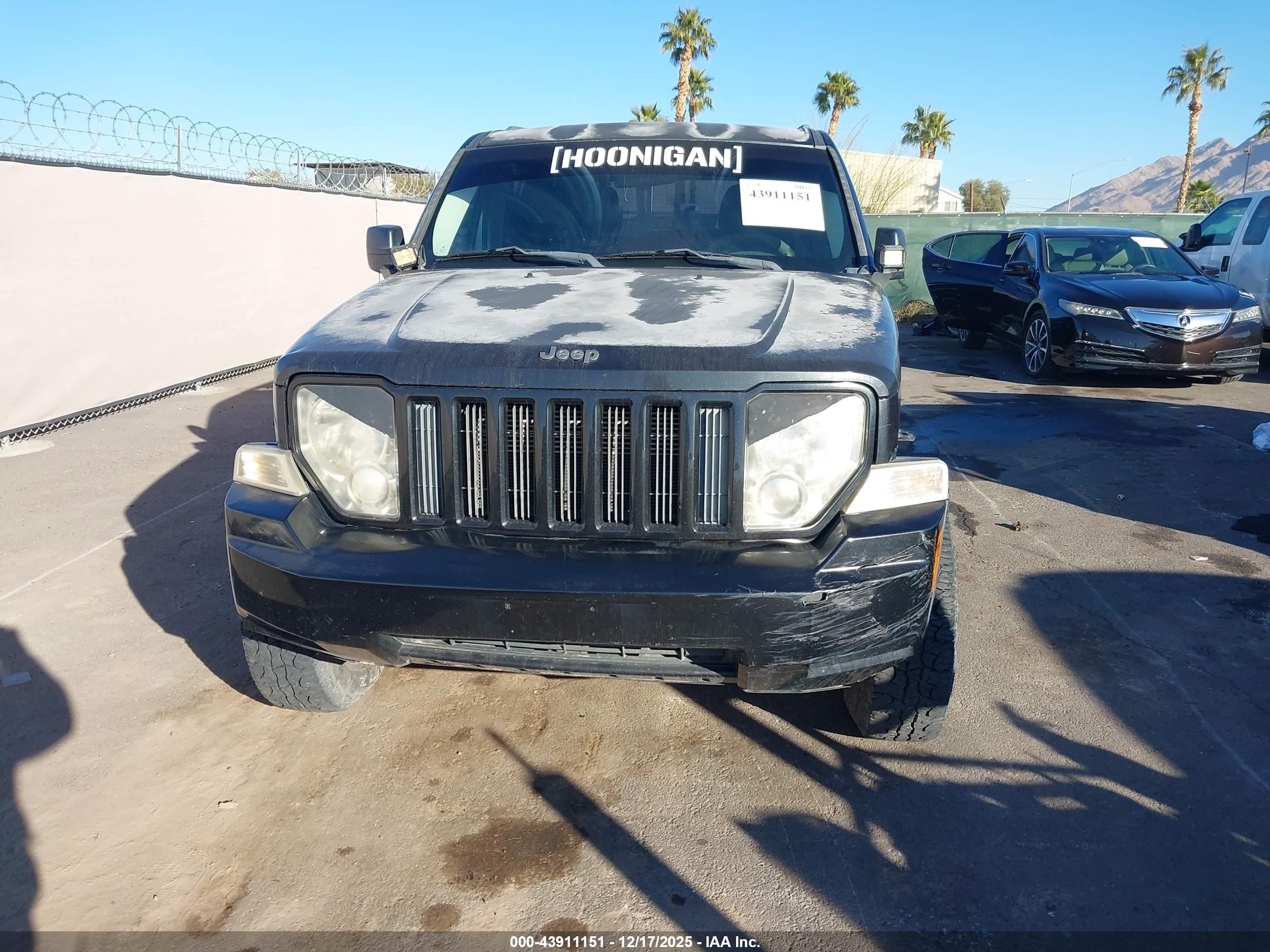 JEEP LIBERTY image 6