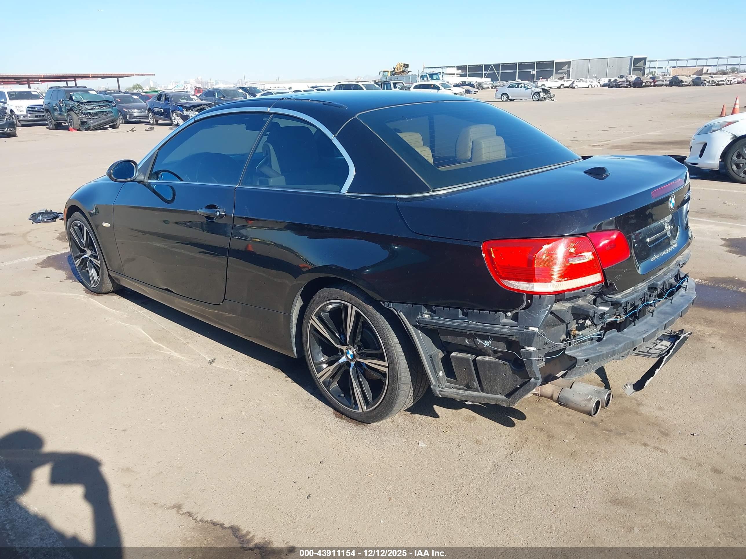 BMW 328I image 3