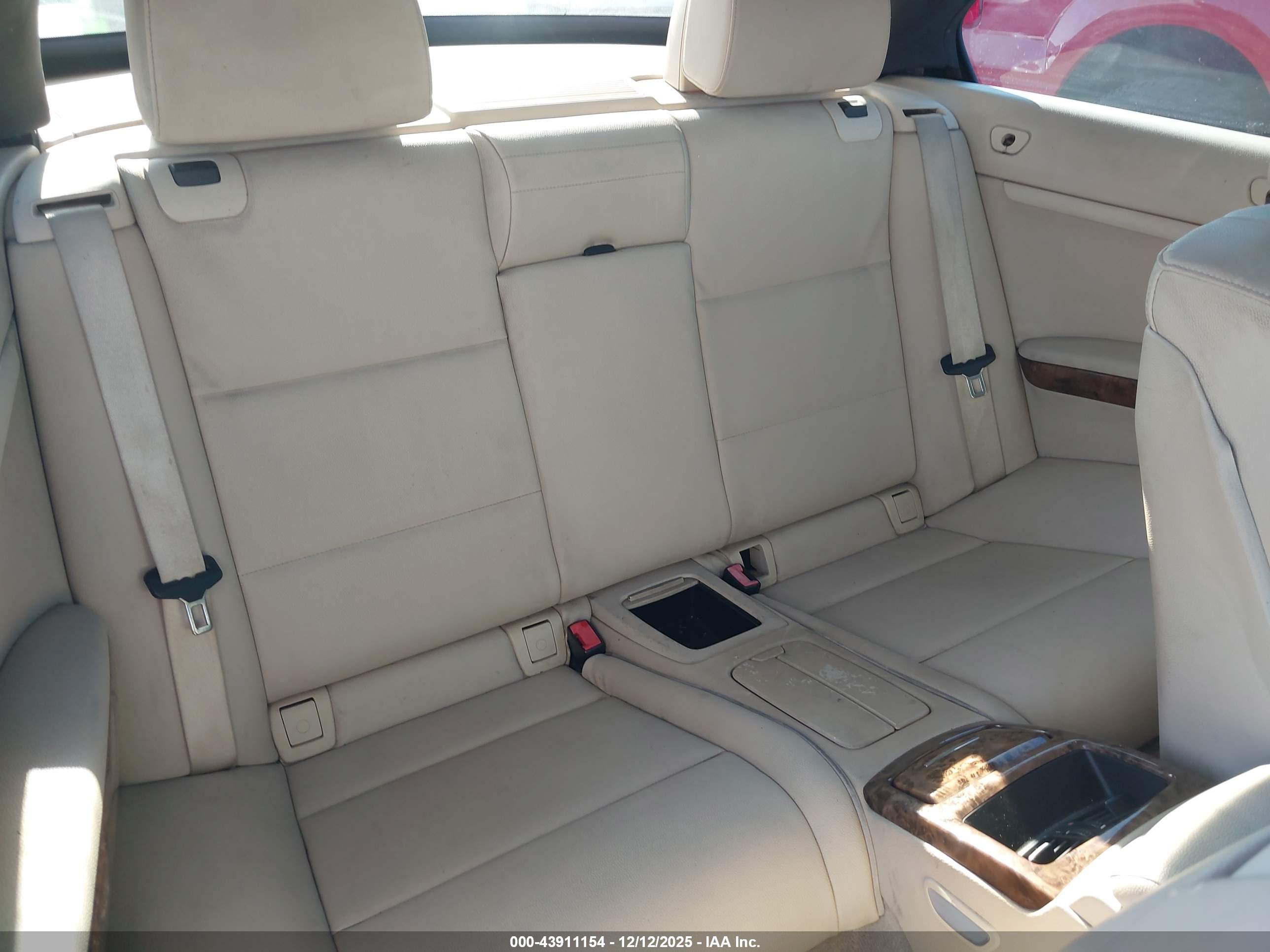 BMW 328I image 8
