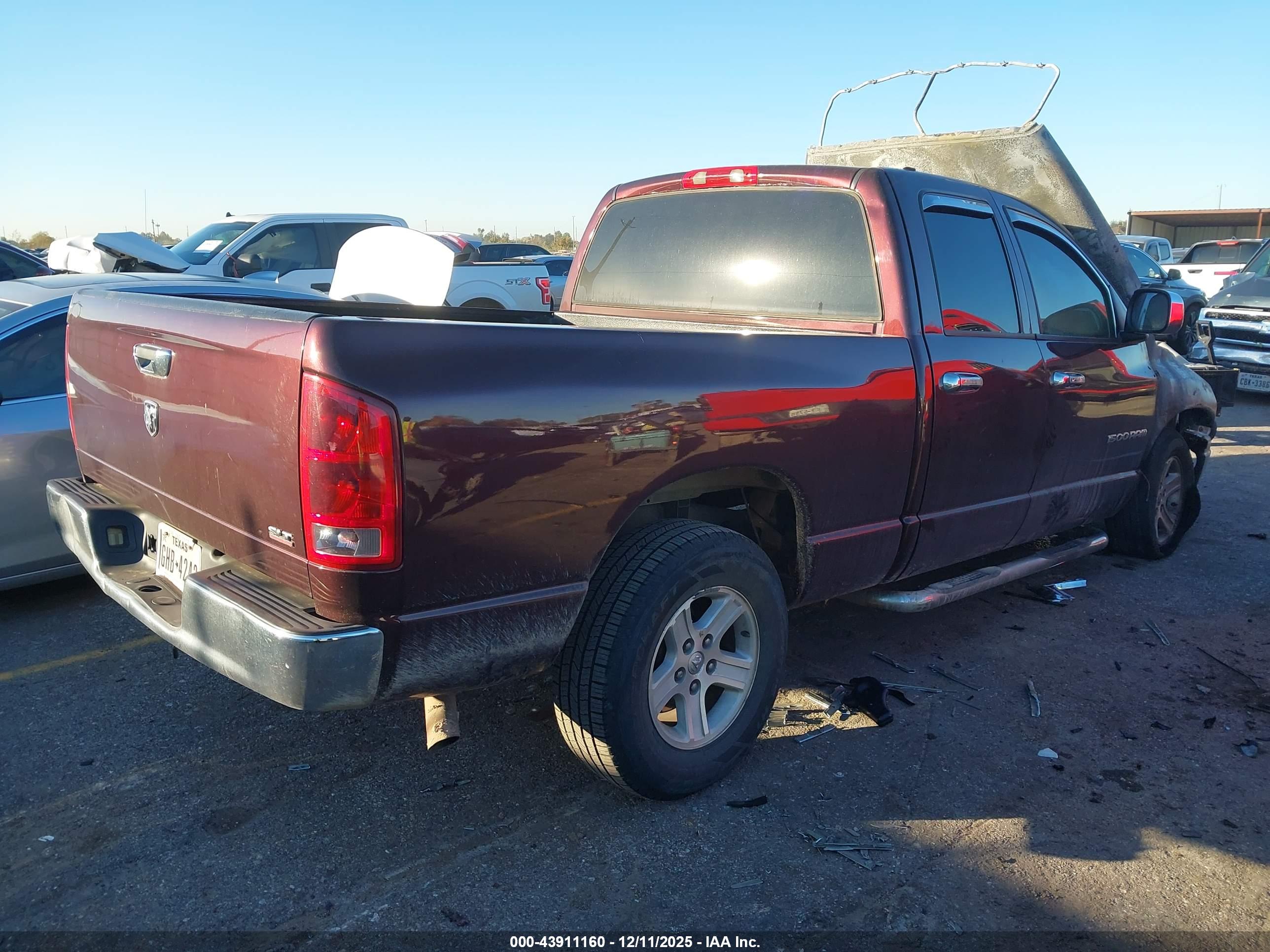 DODGE RAM image 4