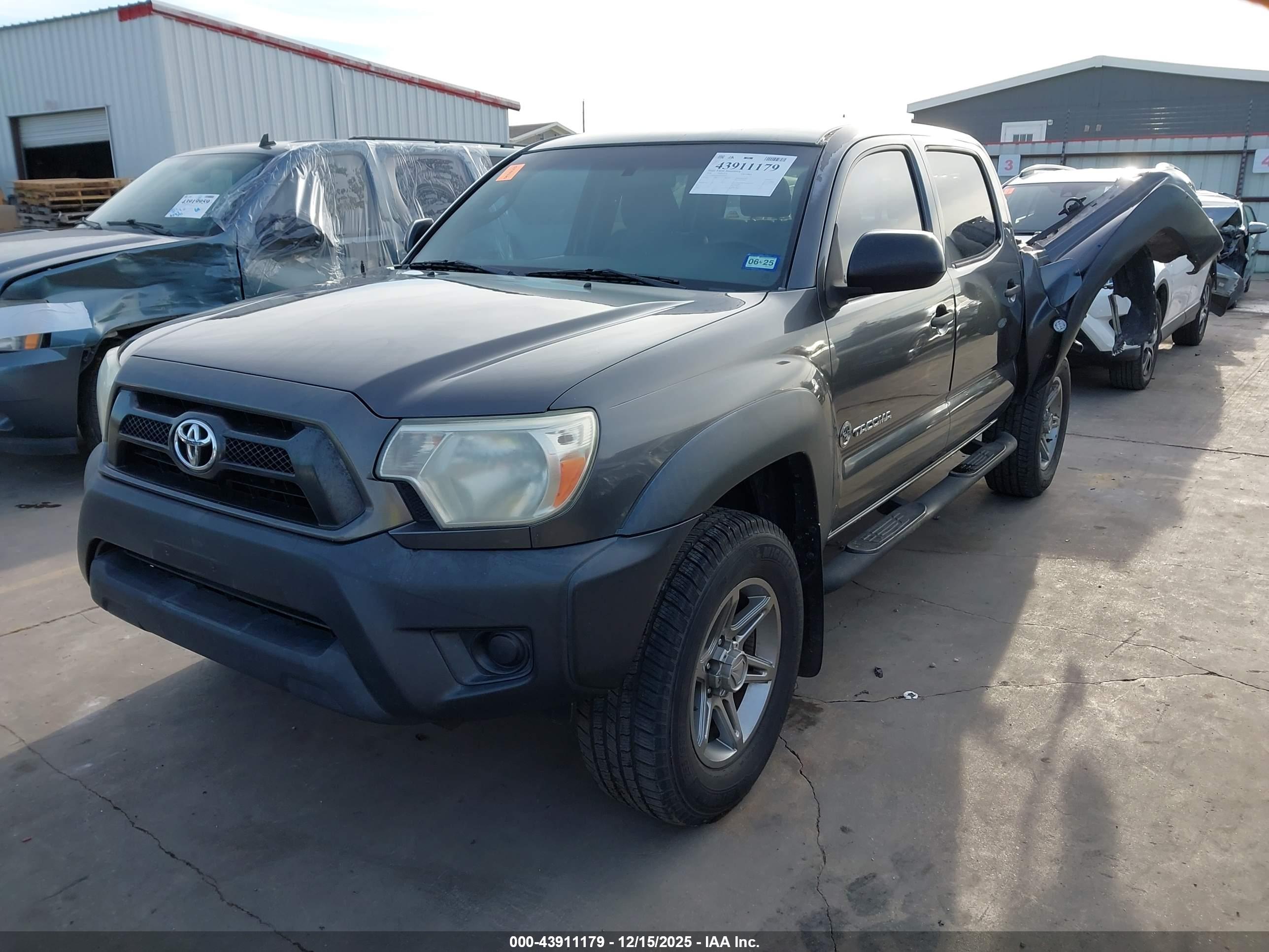 TOYOTA TACOMA image 2