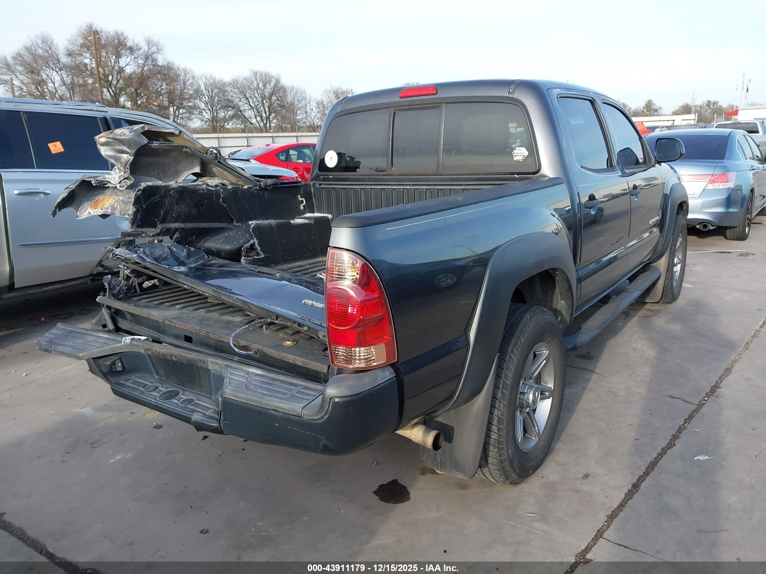 TOYOTA TACOMA image 4