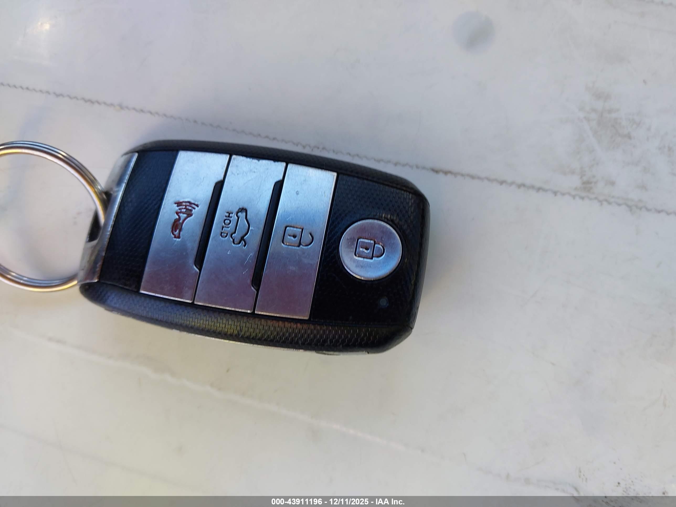 KIA OPTIMA image 11