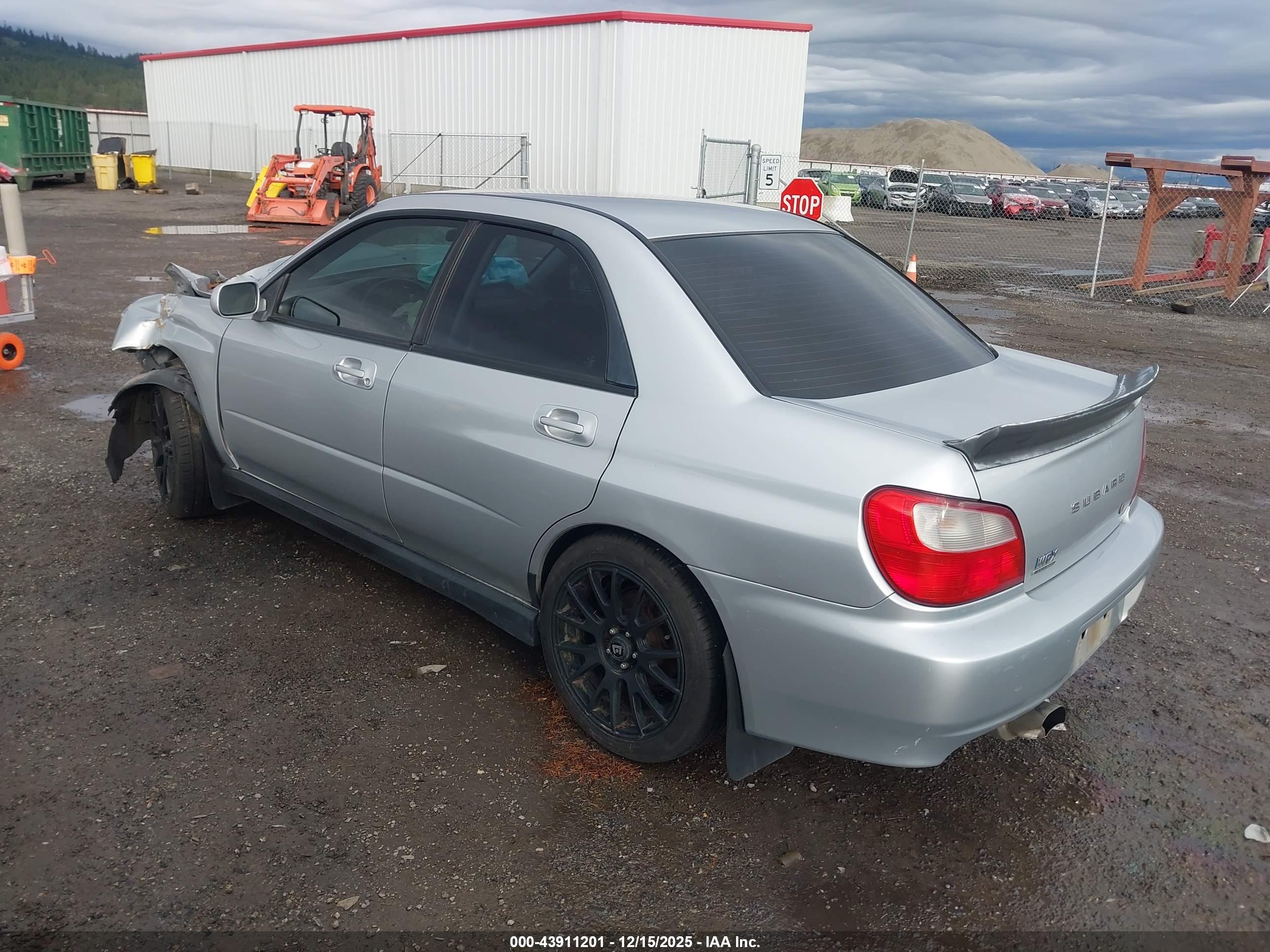 SUBARU IMPREZA image 3