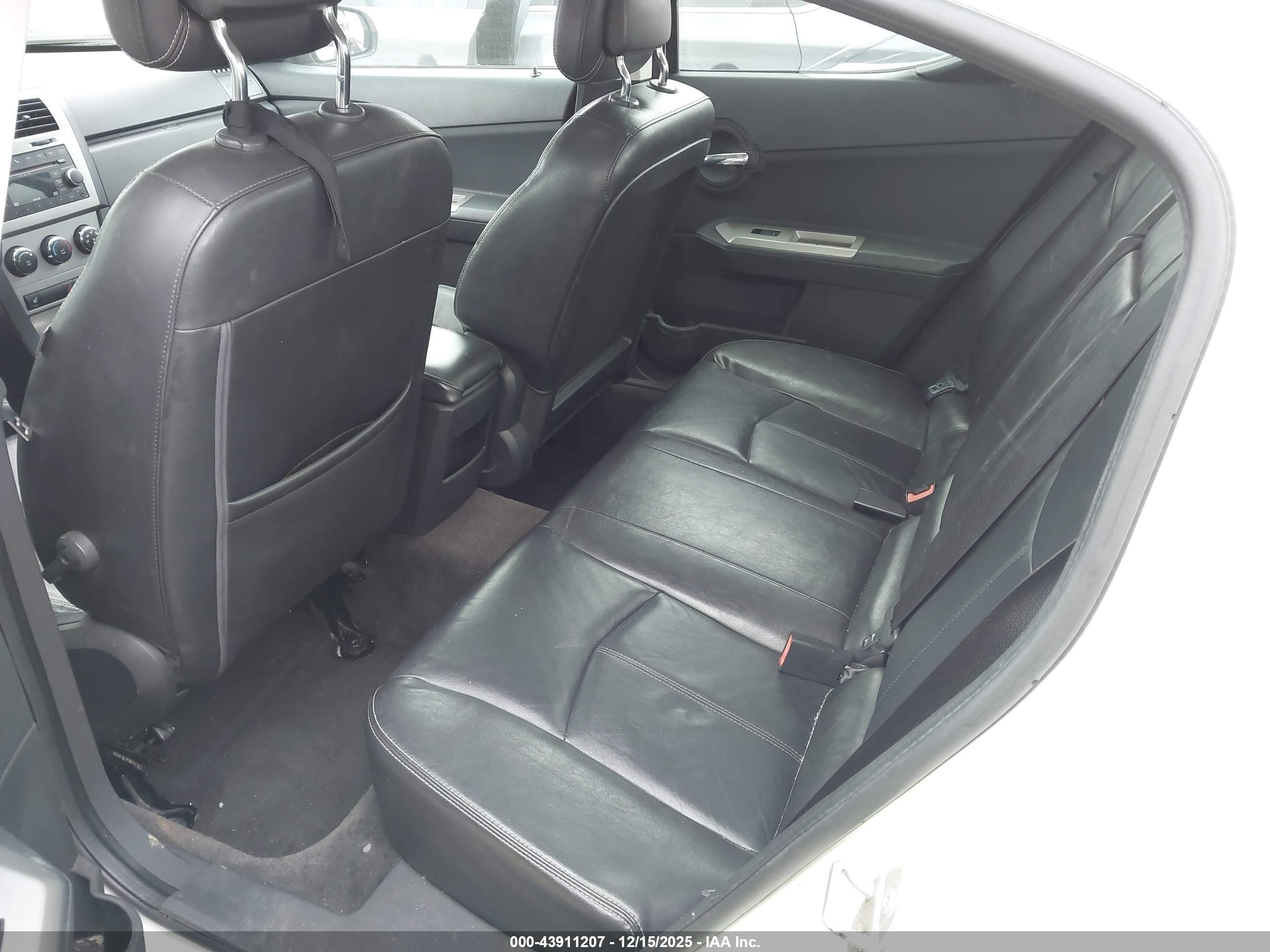 DODGE AVENGER image 8