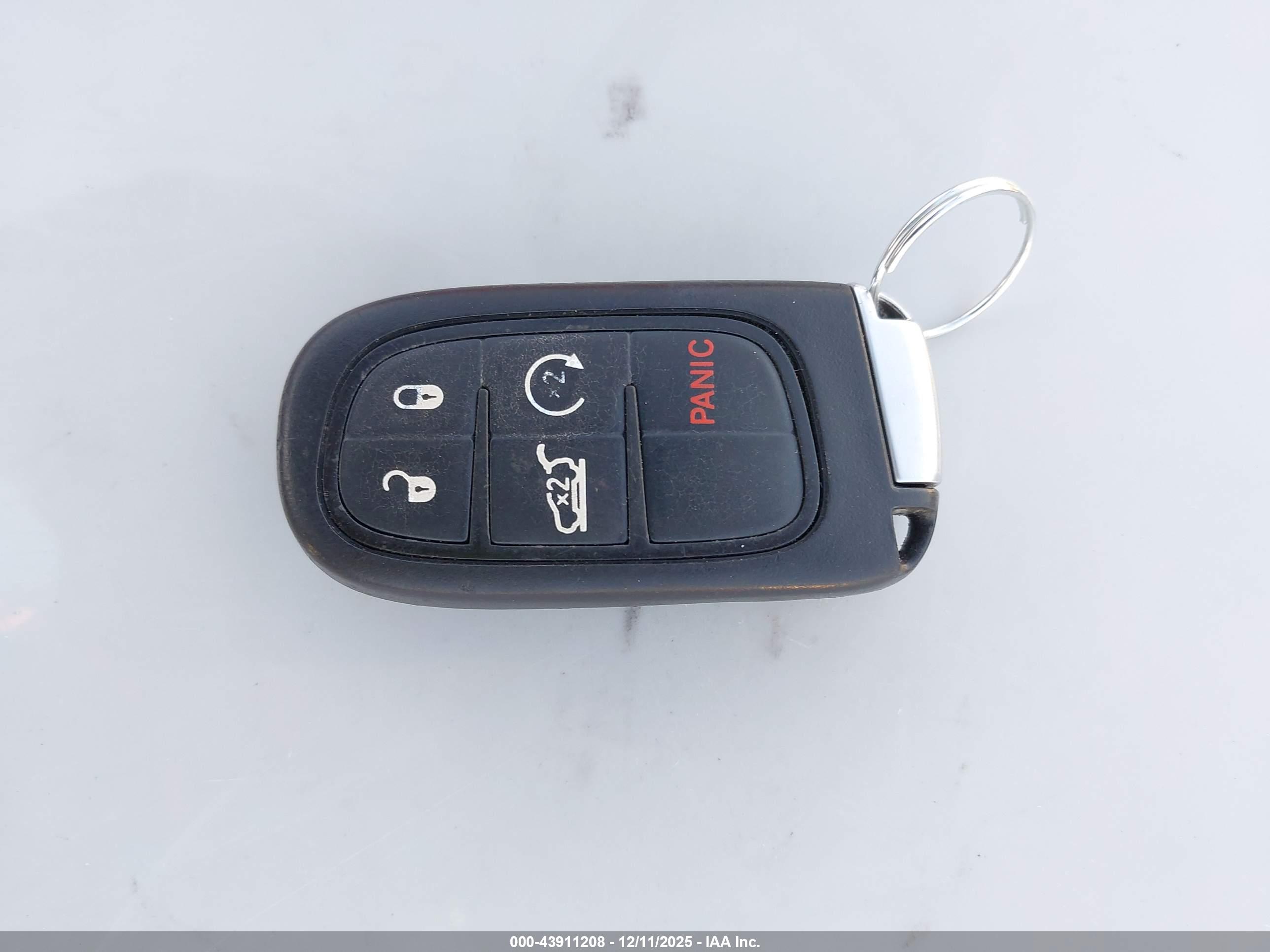 JEEP CHEROKEE image 11
