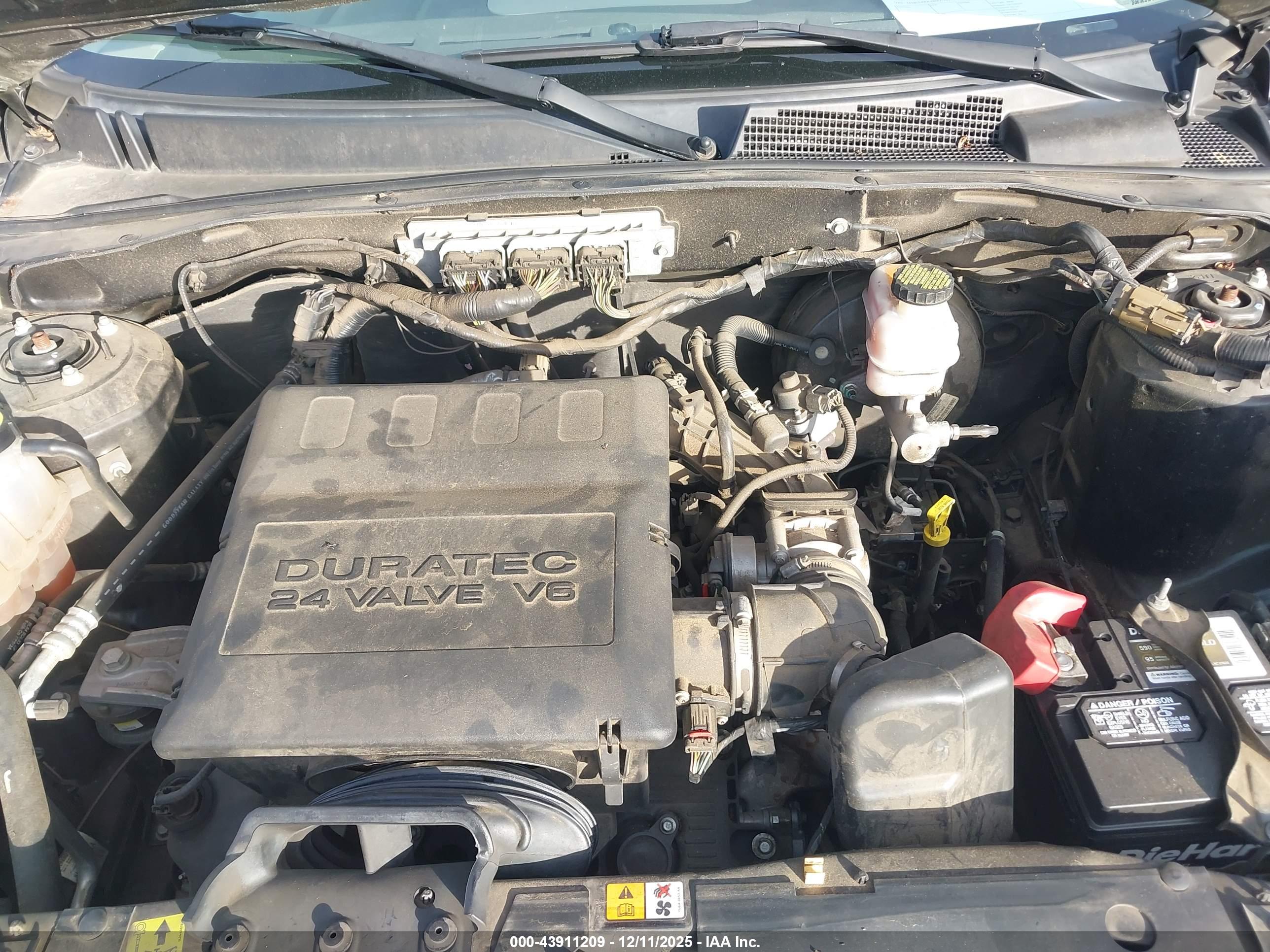 FORD ESCAPE image 10
