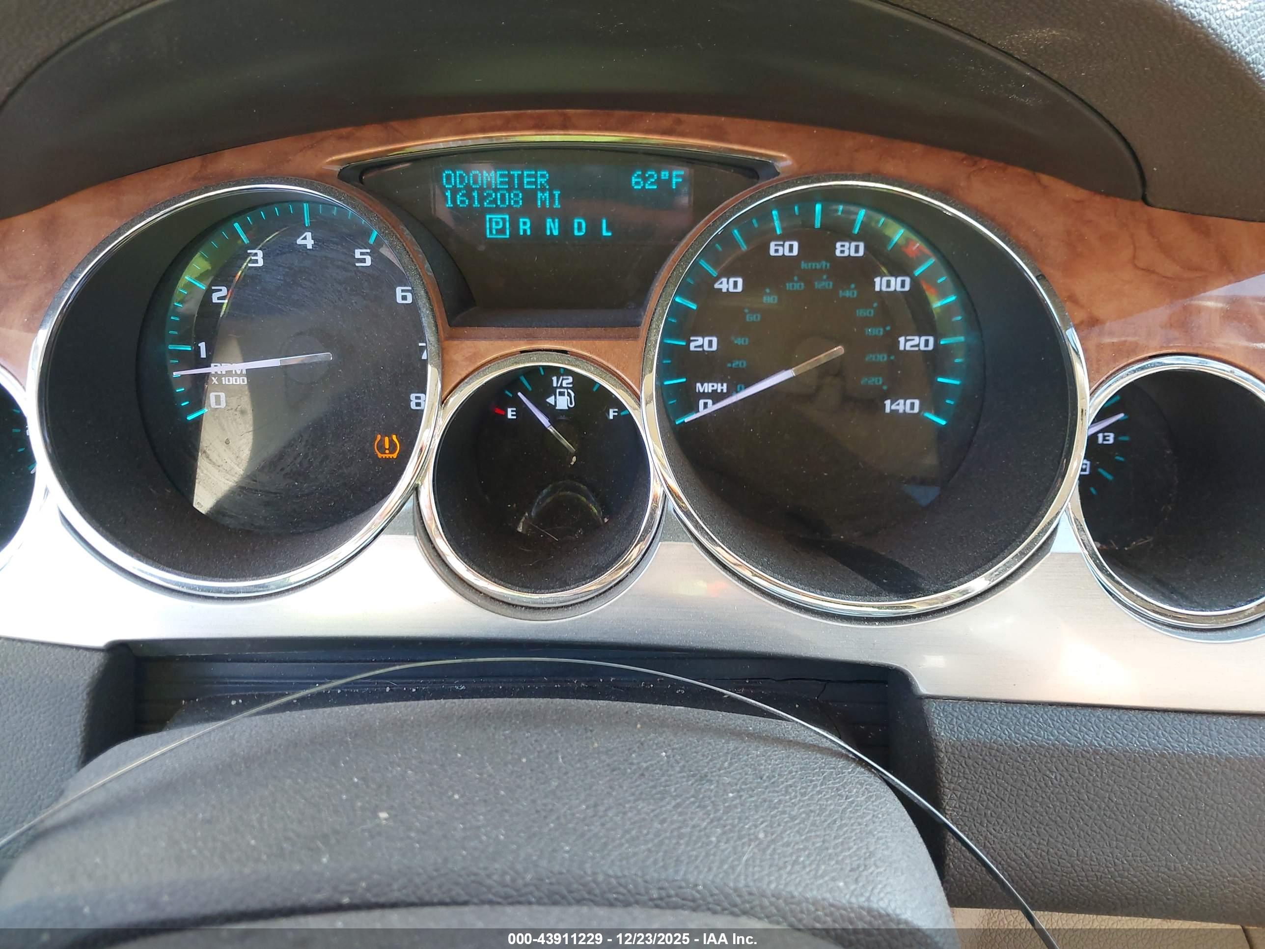 BUICK ENCLAVE image 7