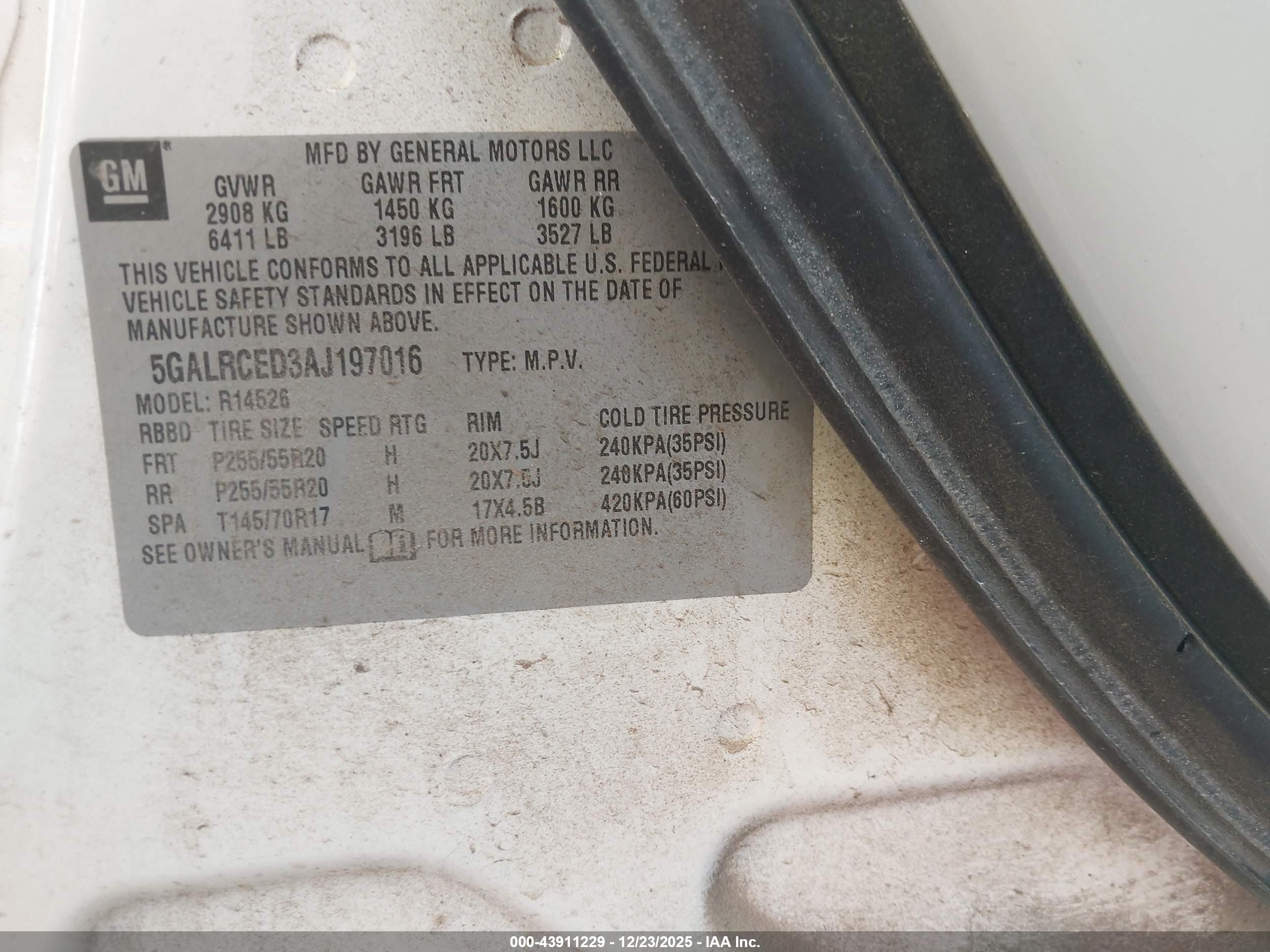 BUICK ENCLAVE image 9