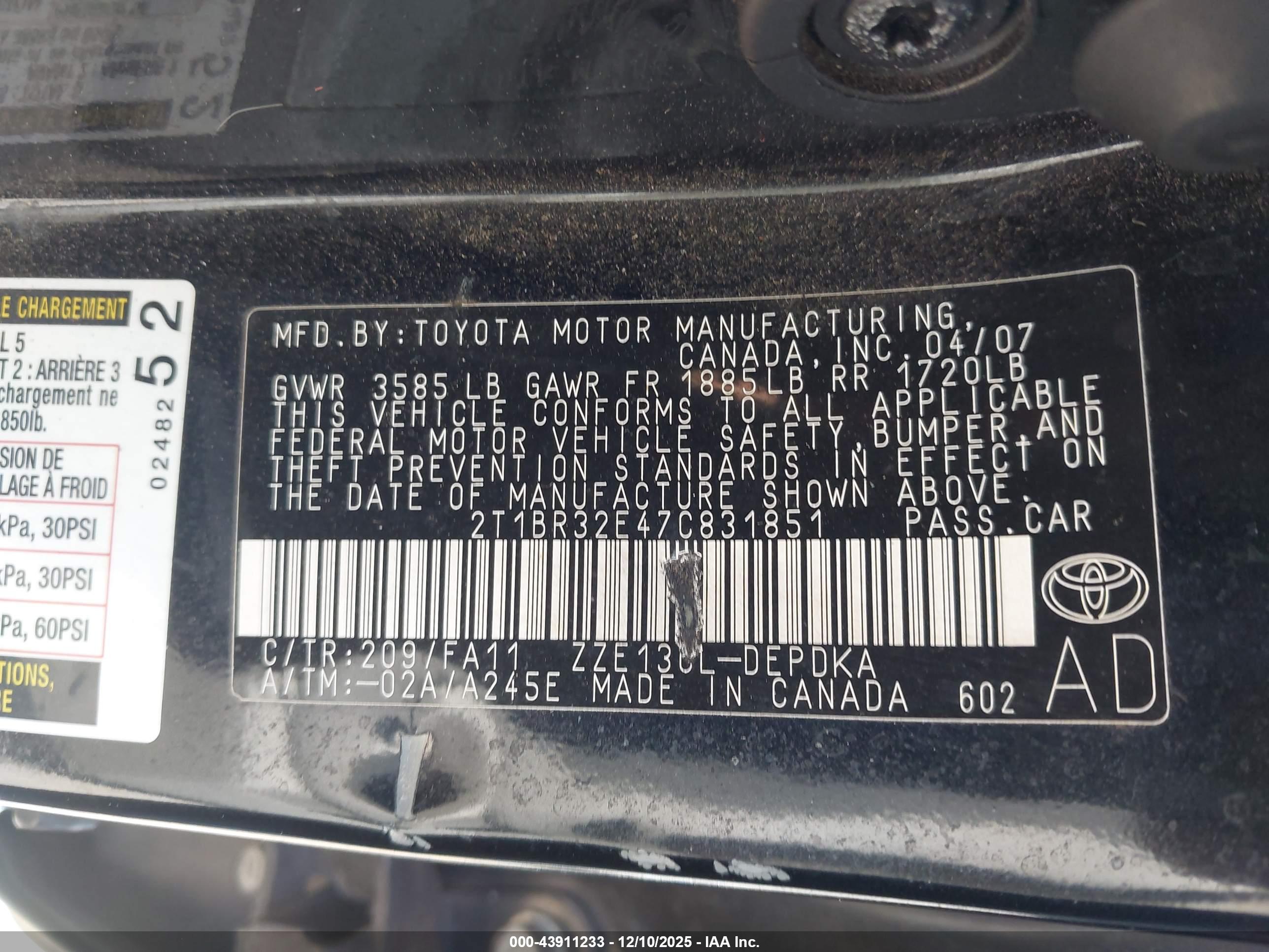 TOYOTA COROLLA image 9