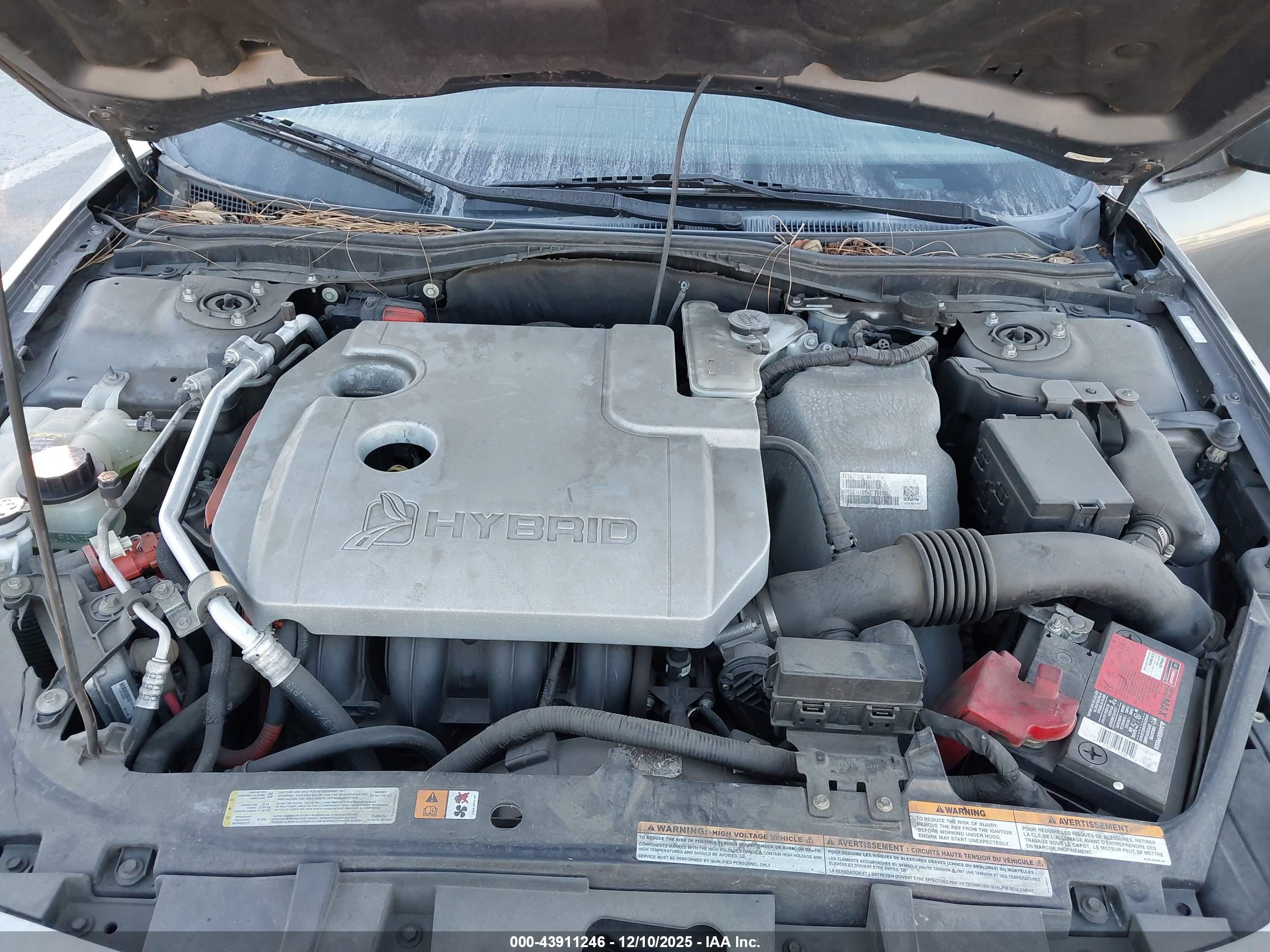 FORD FUSION image 10