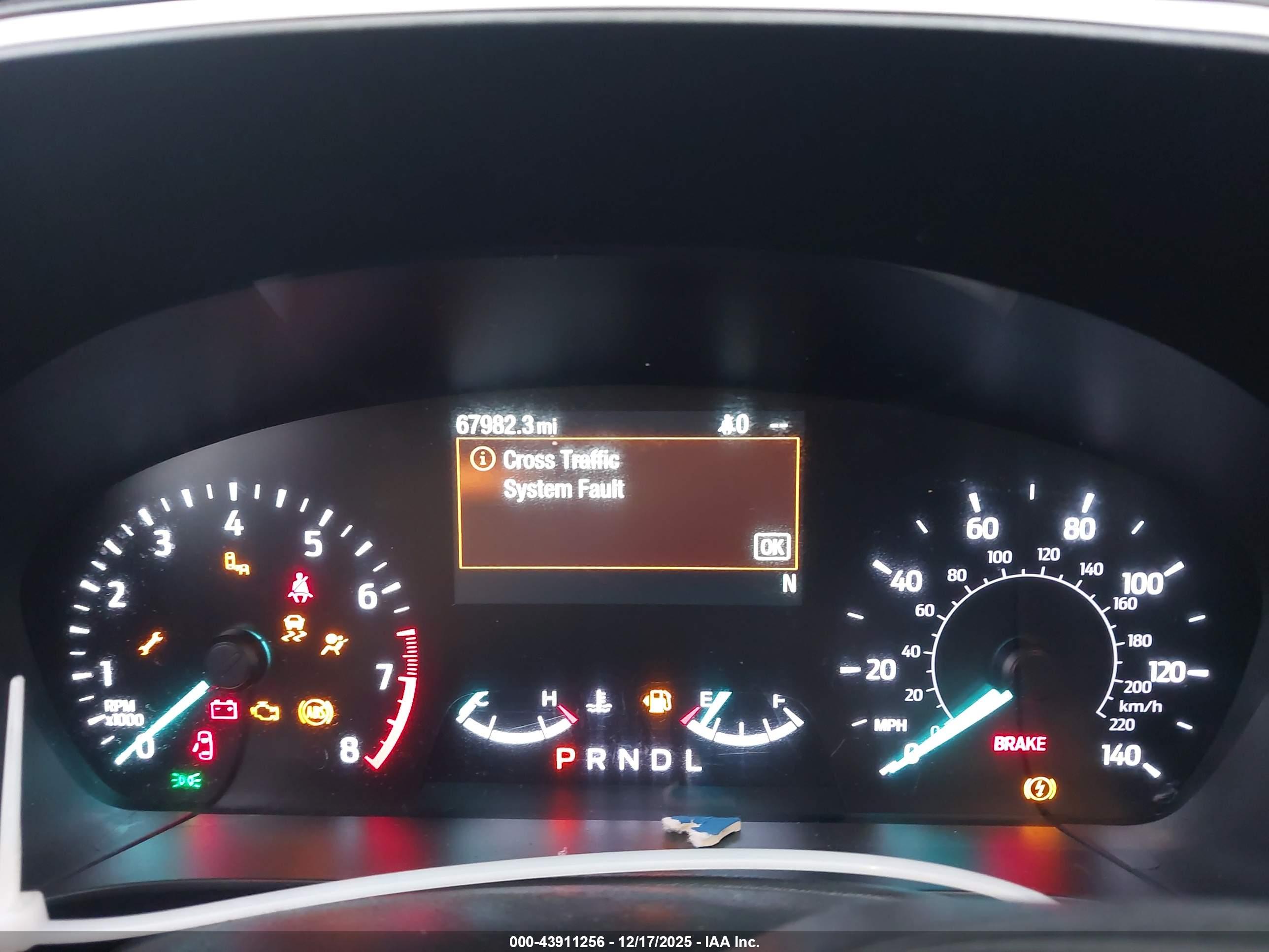 FORD ESCAPE image 7