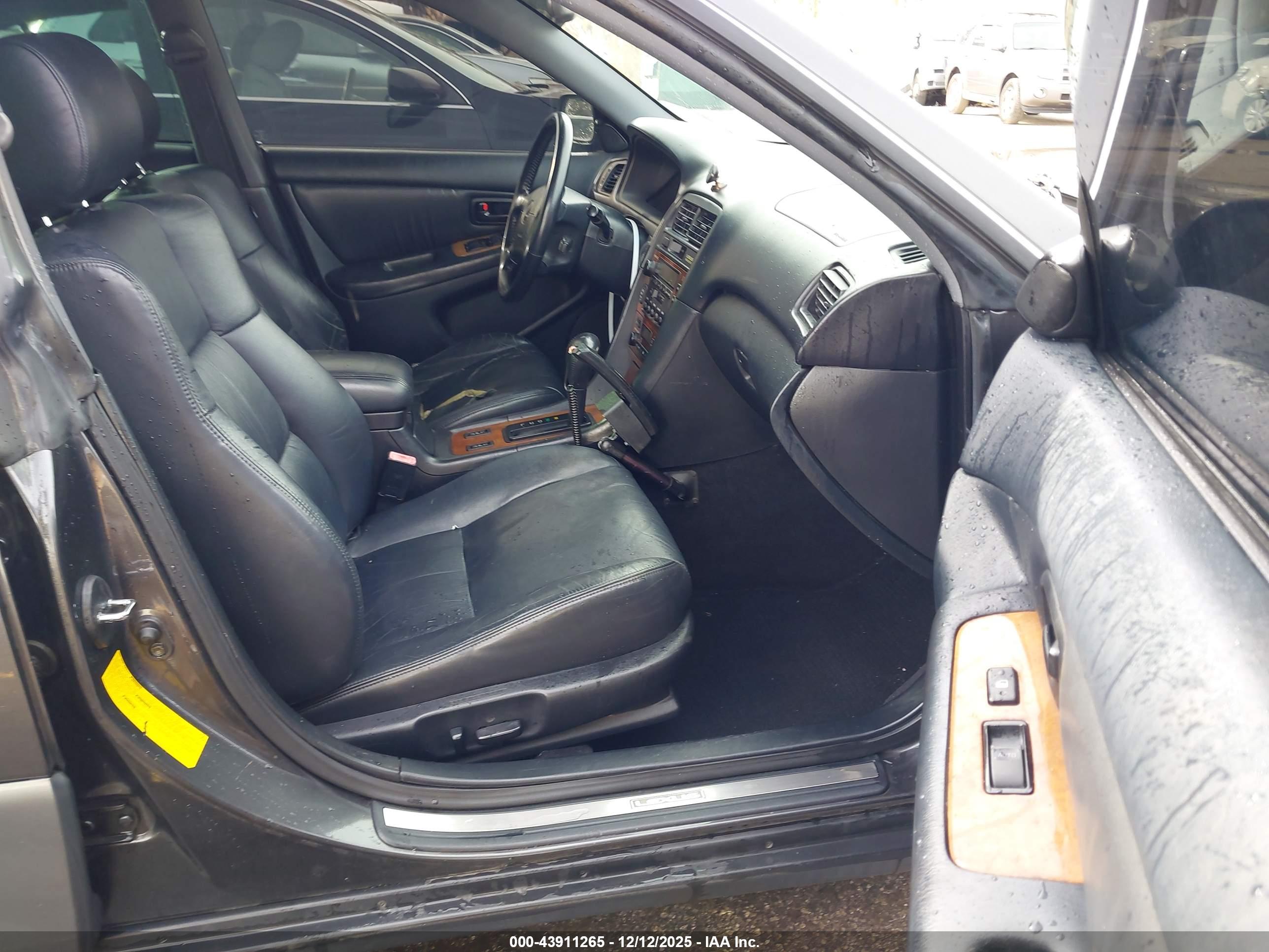 LEXUS ES image 5