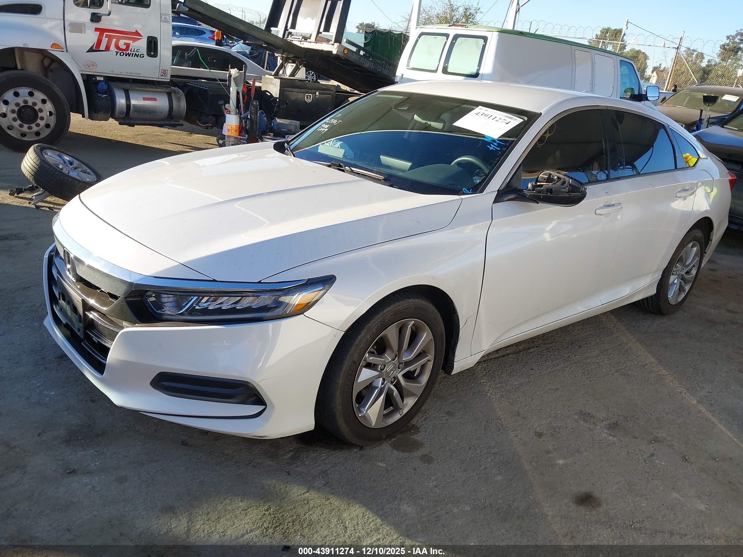 HONDA ACCORD image 2