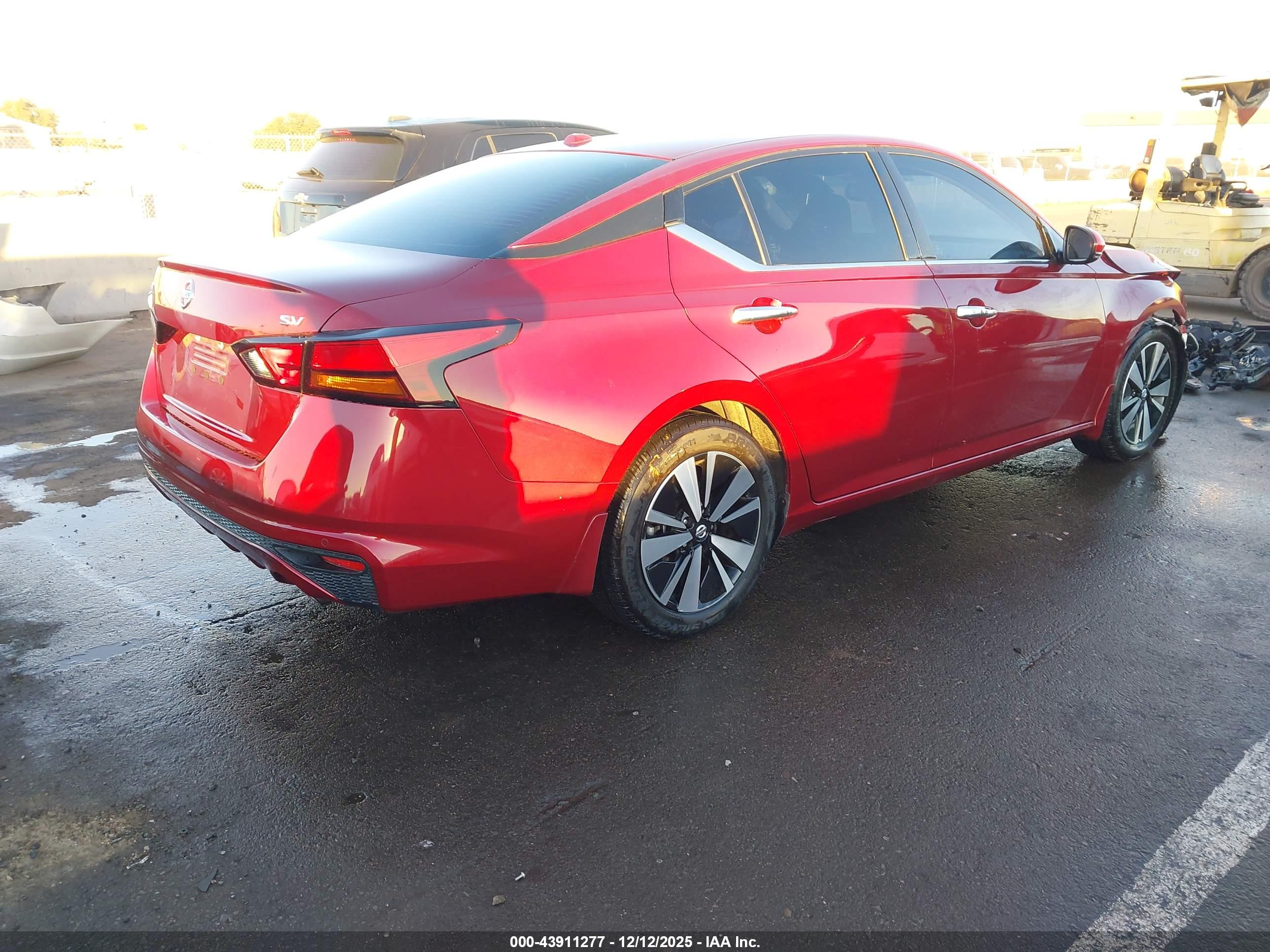 NISSAN ALTIMA image 4