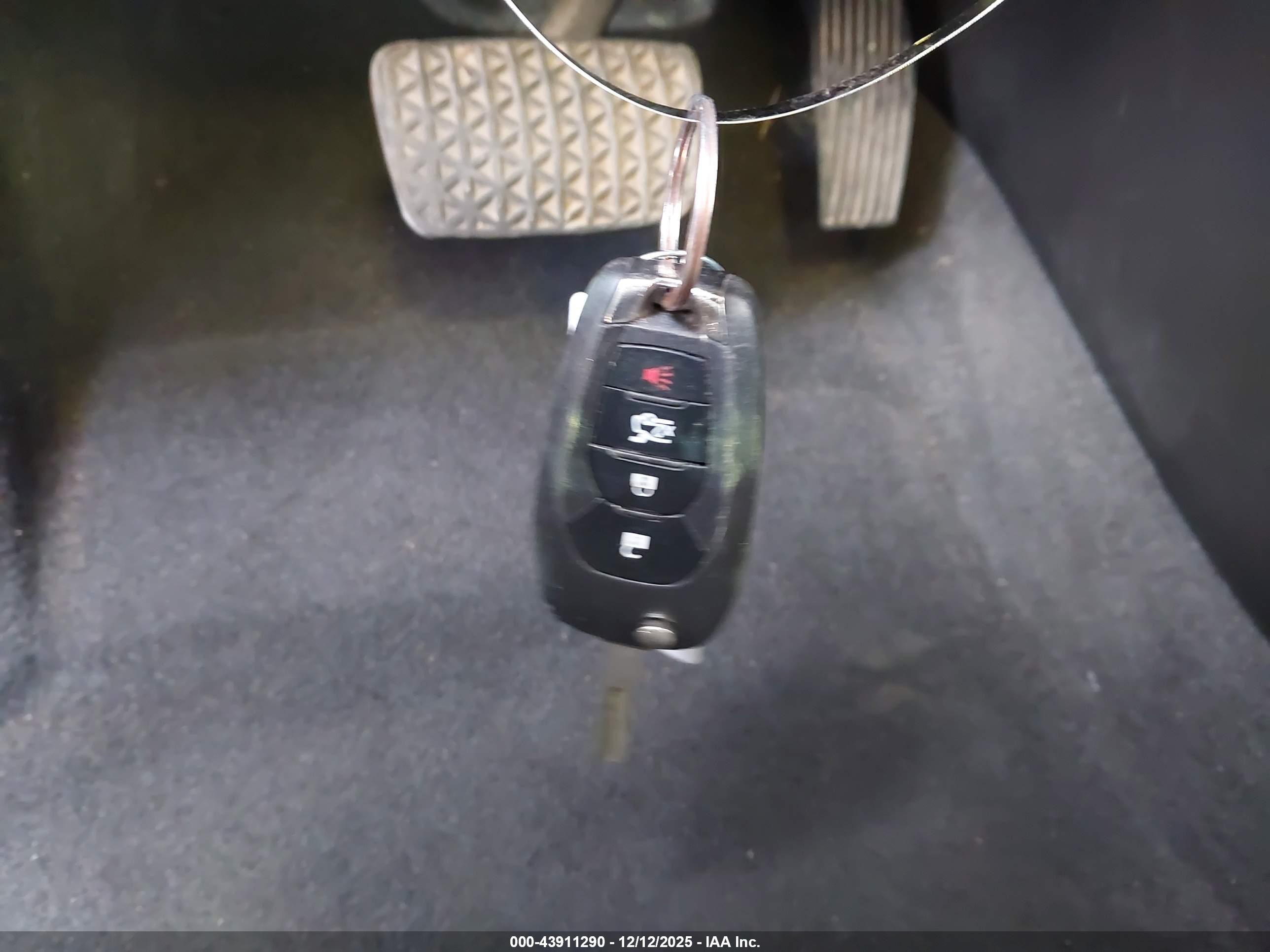 CHEVROLET CRUZE image 11