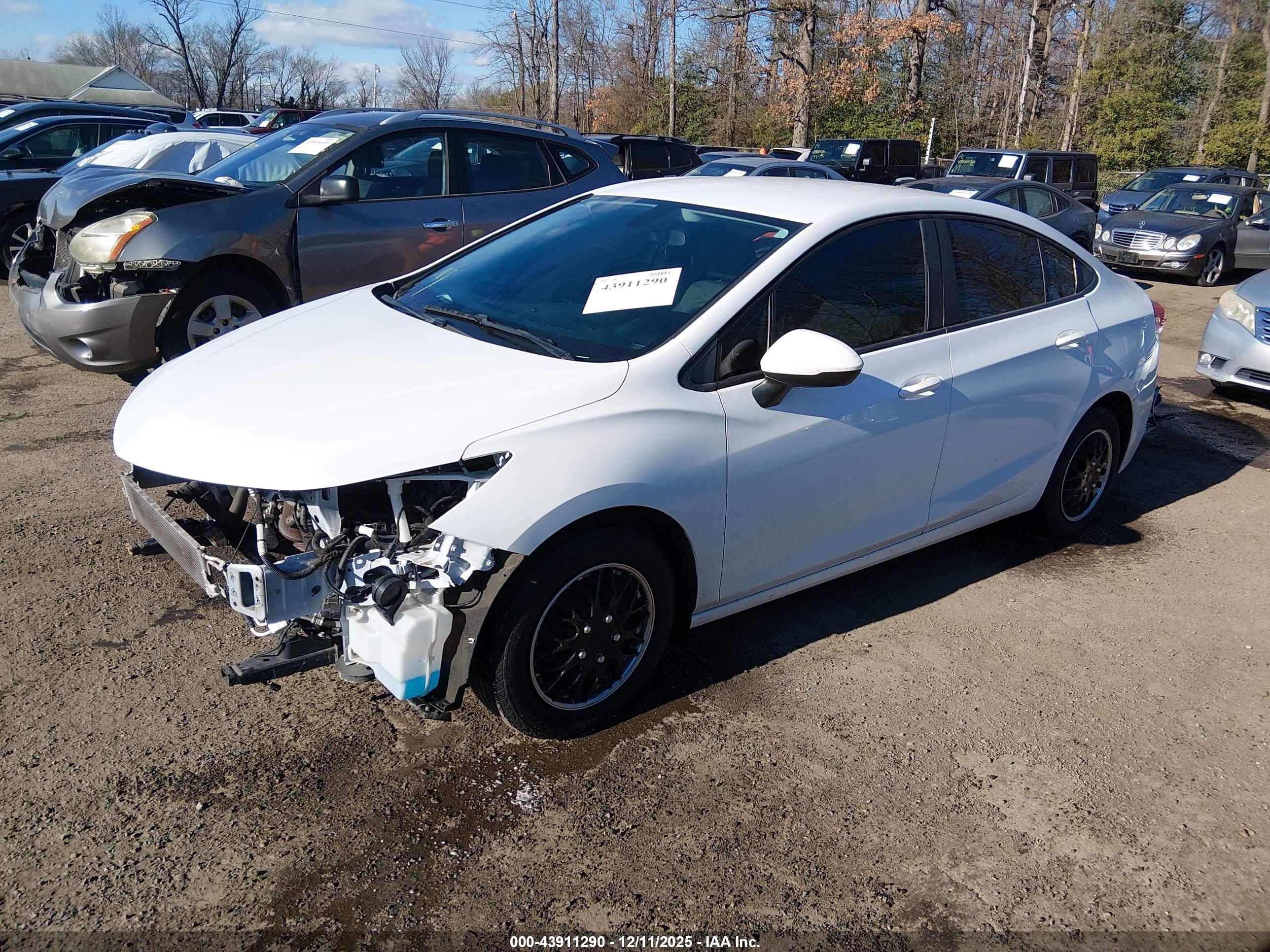 CHEVROLET CRUZE image 2