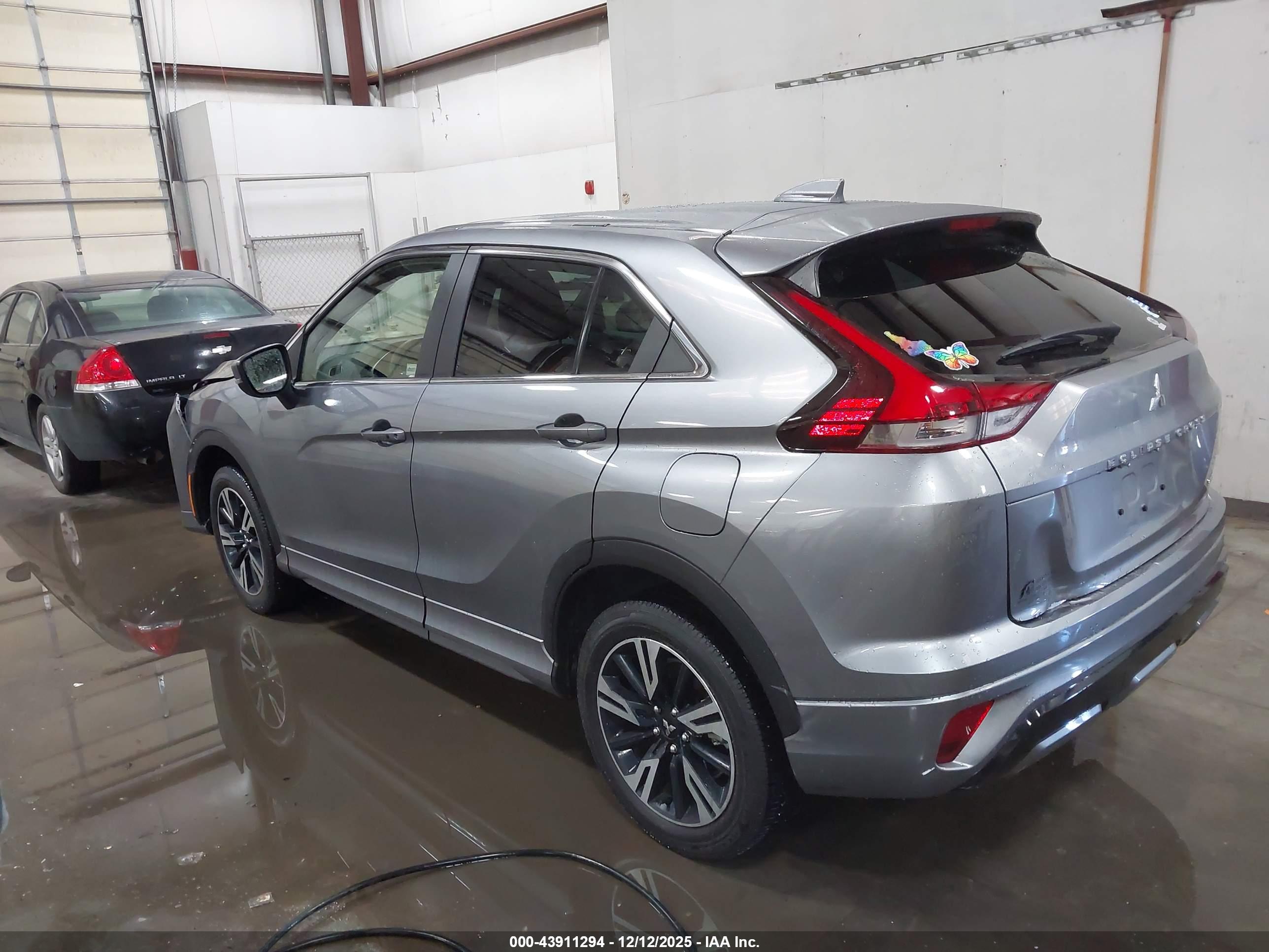 MITSUBISHI ECLIPSE image 3
