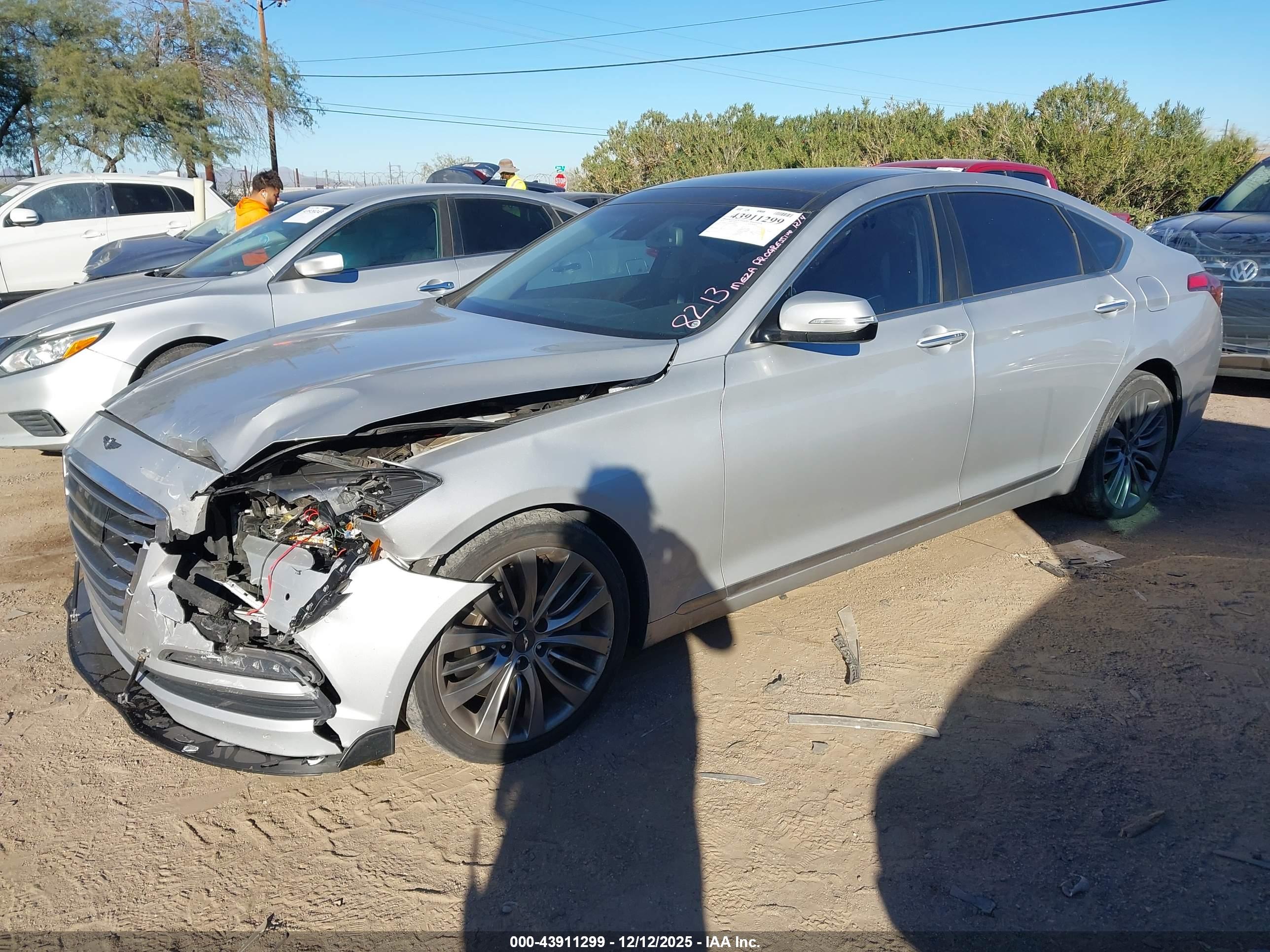 HYUNDAI GENESIS image 2