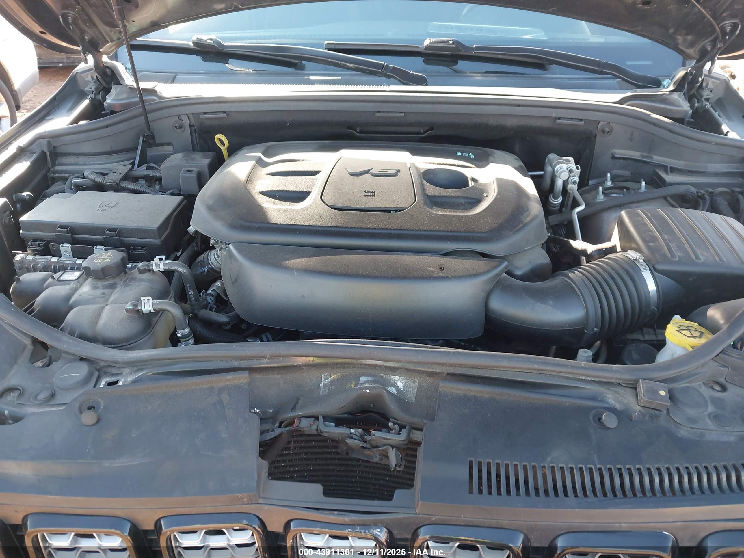 JEEP GRAND image 10