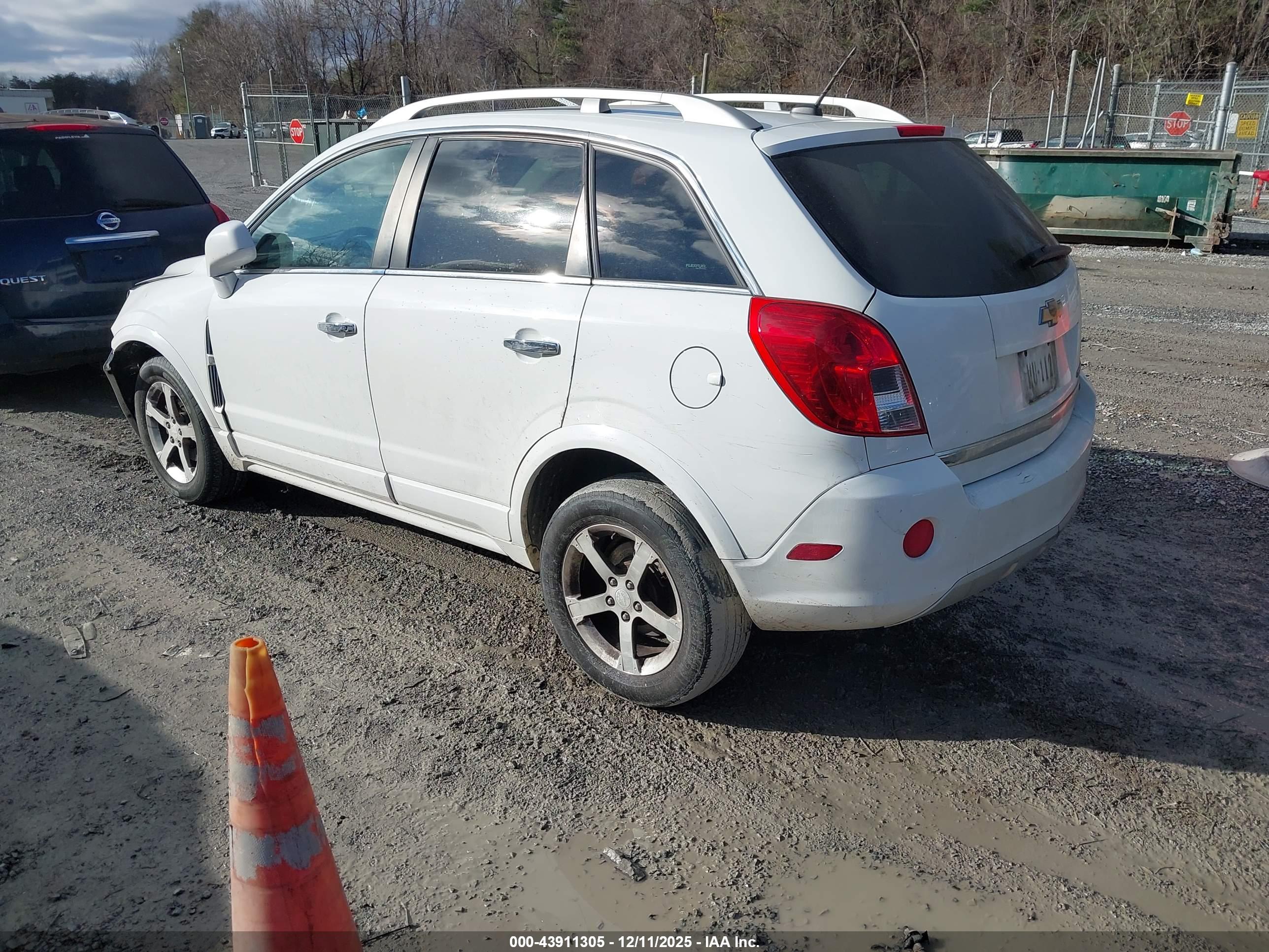 CHEVROLET CAPTIVA image 3