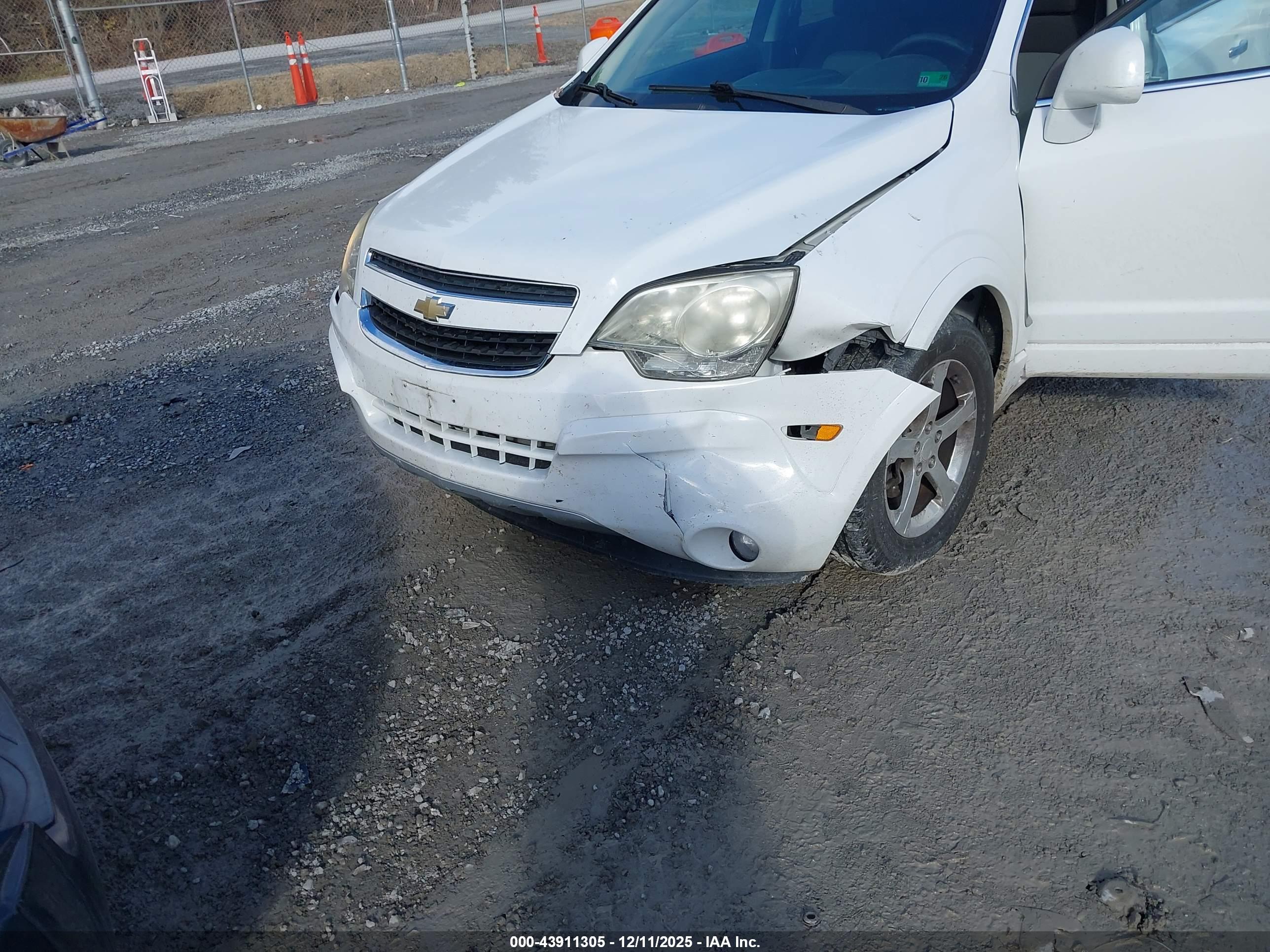 CHEVROLET CAPTIVA image 6