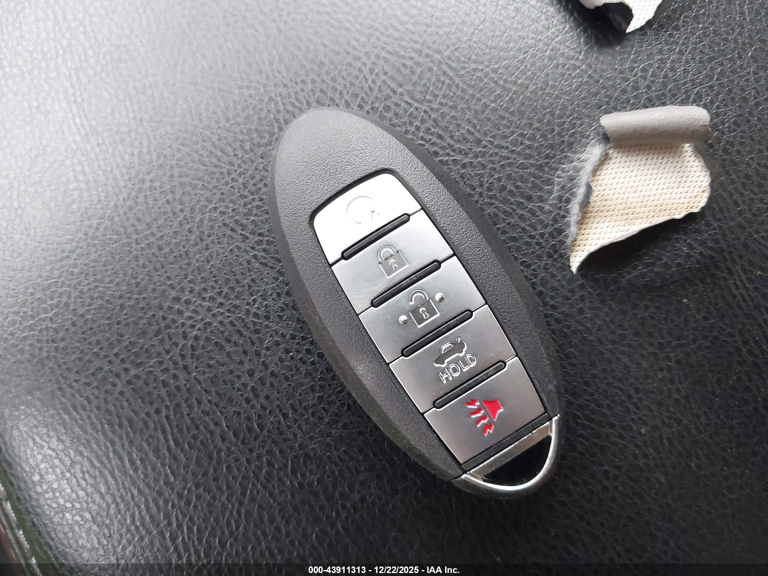 NISSAN PATHFINDER image 11